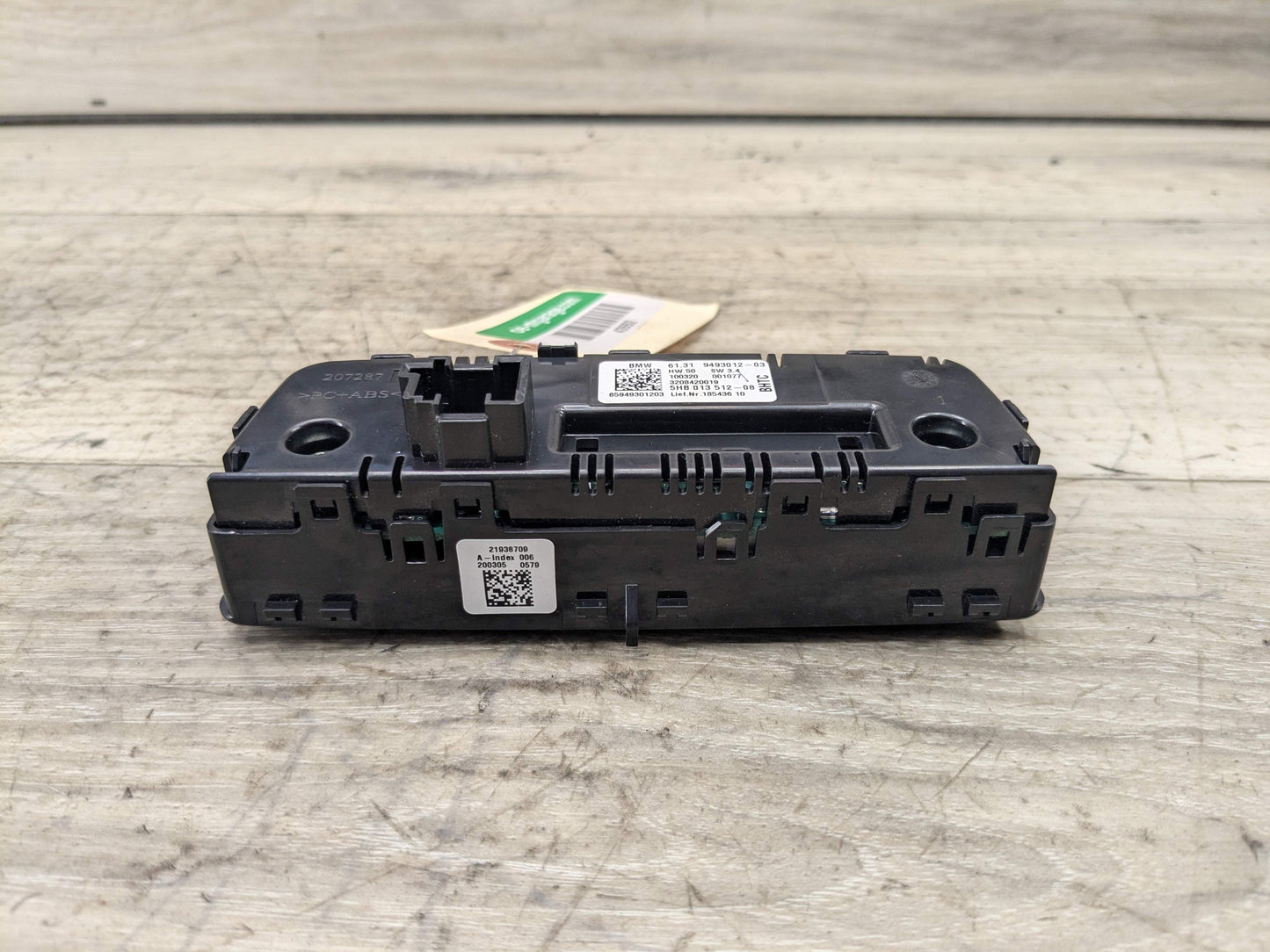 OEM BMW G20 G22 G23 G26 G80 G82 G83 Rear AC Air Climate Control Switch Module