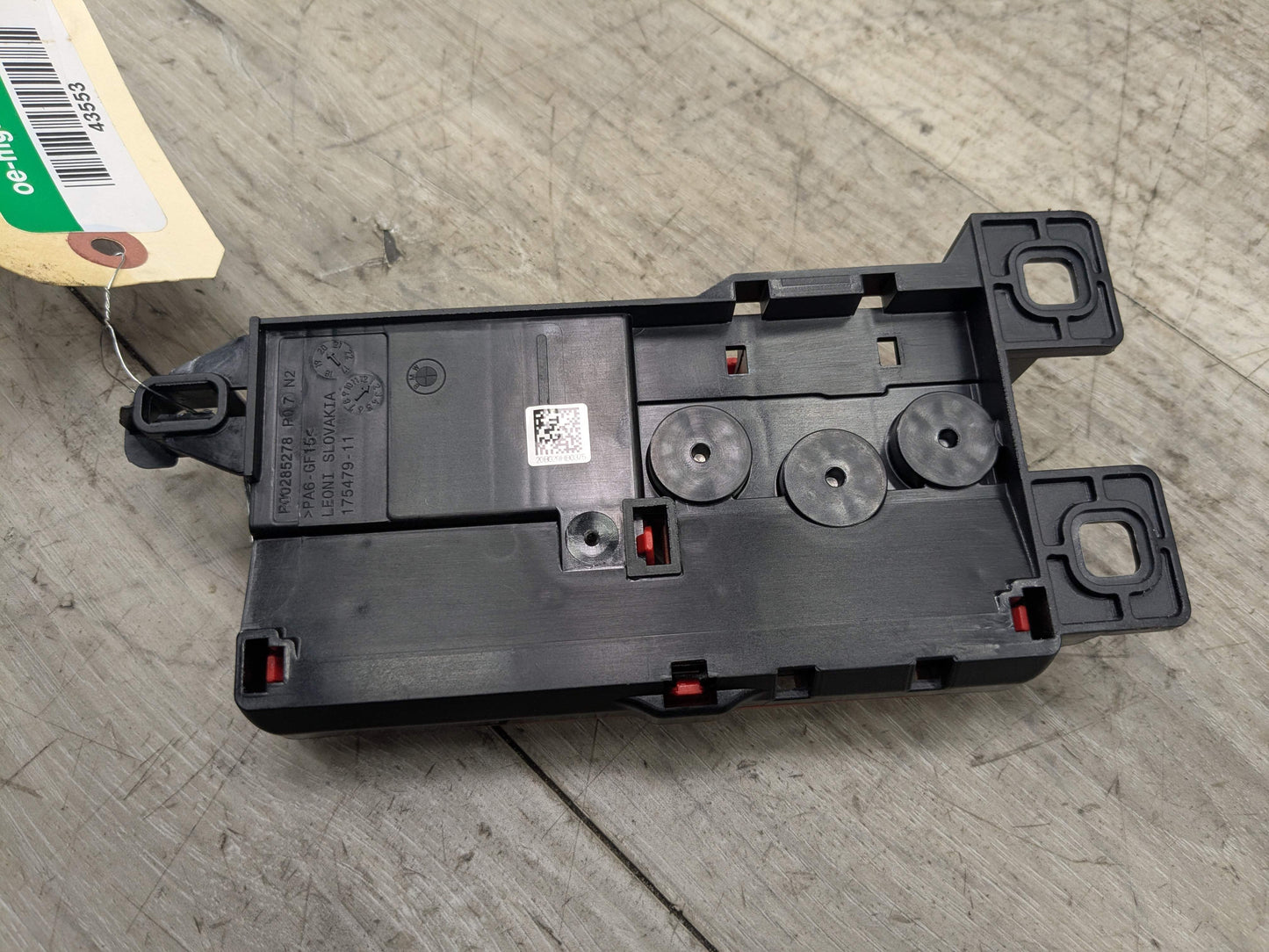 OEM BMW G20 G22 G23 G26 G80 G82 B+ Positive Battery Junction Terminal Fuse Box