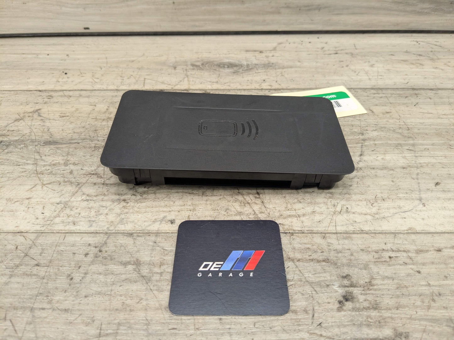OEM BMW G01 G05 G20 G26 G80 M4 Center Console Storage Phone Car Wireless Charger