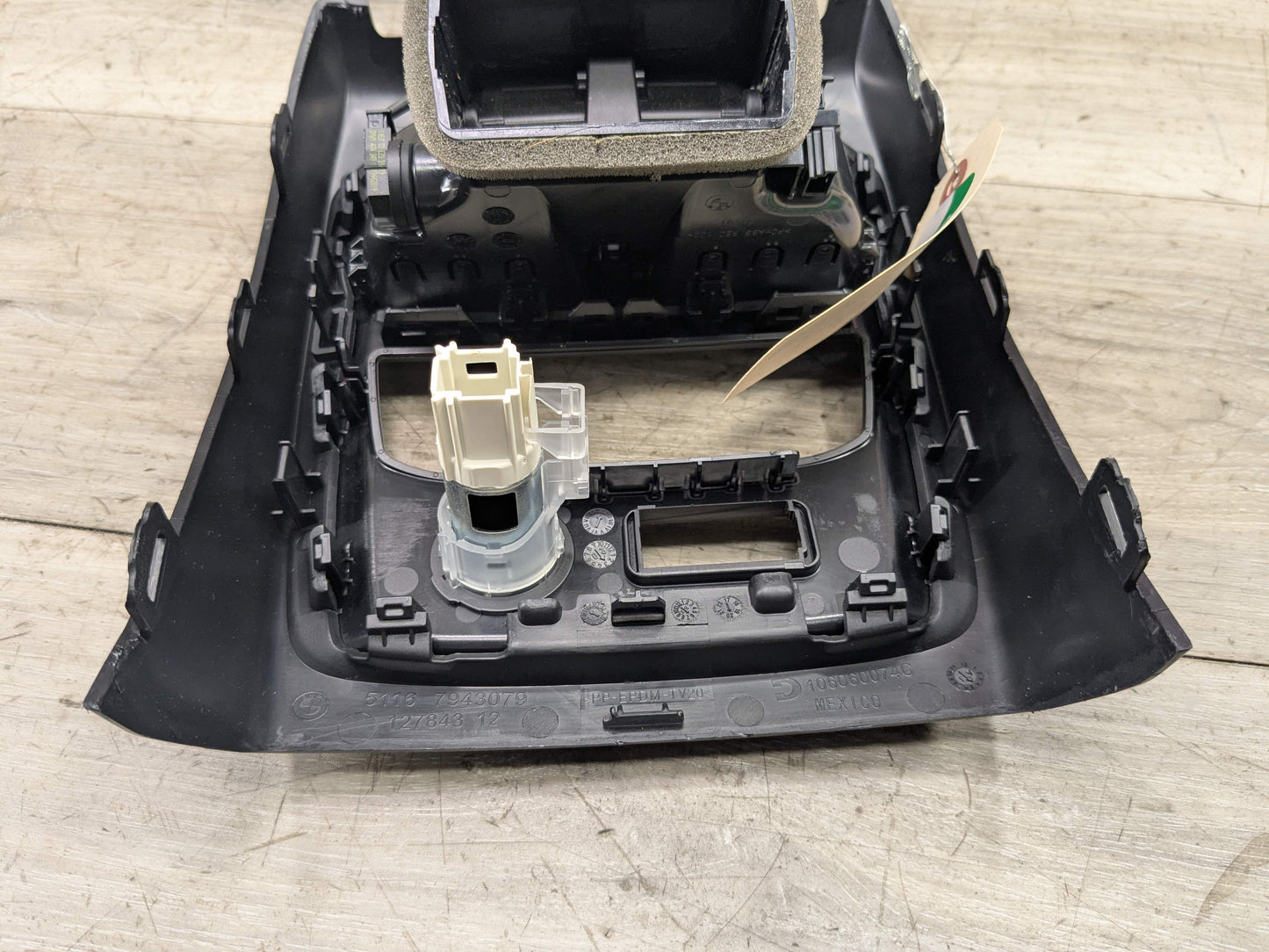 OEM BMW G20 G22 G23 G26 G80 G82 G83 M3 Rear AC Air Vent Panel Trim Cover