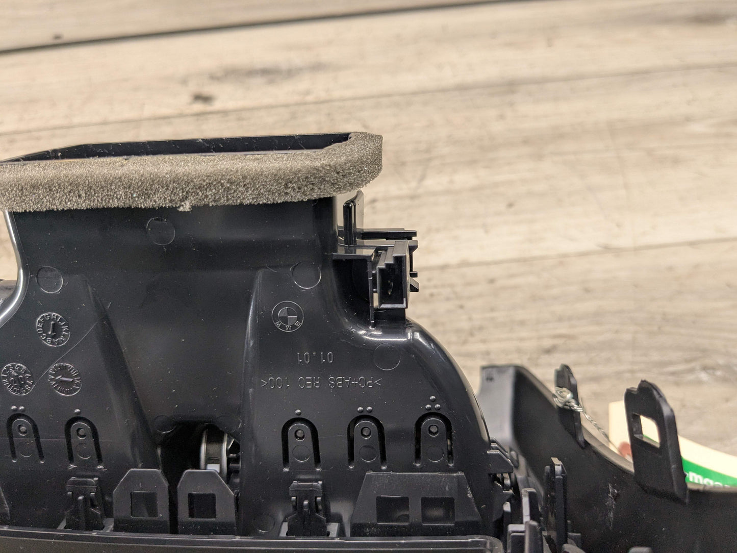 OEM BMW G20 G22 G23 G26 G80 G82 G83 M3 Rear AC Air Vent Panel Trim Cover