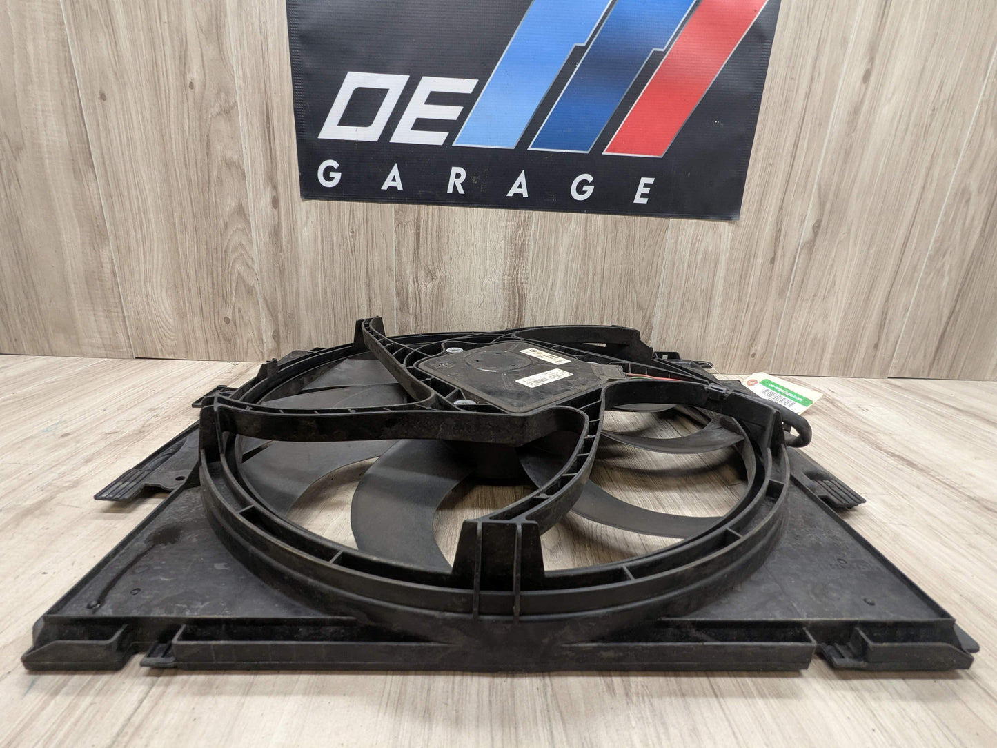 OEM BMW F22 F30 F32 F36 Engine N20 N26 N55 Radiator Cooling Auxiliary Fan 600W