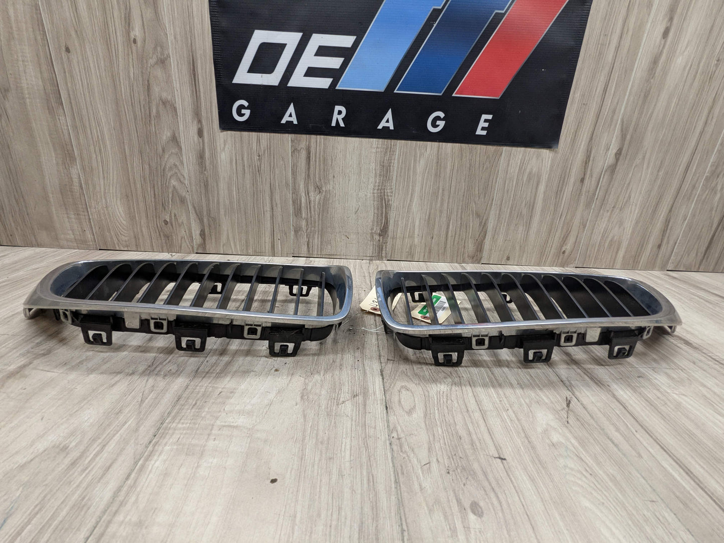 OEM BMW F32 F33 F36 430 435 Front Left Right Upper Bumper Kidney Grilles PAIR