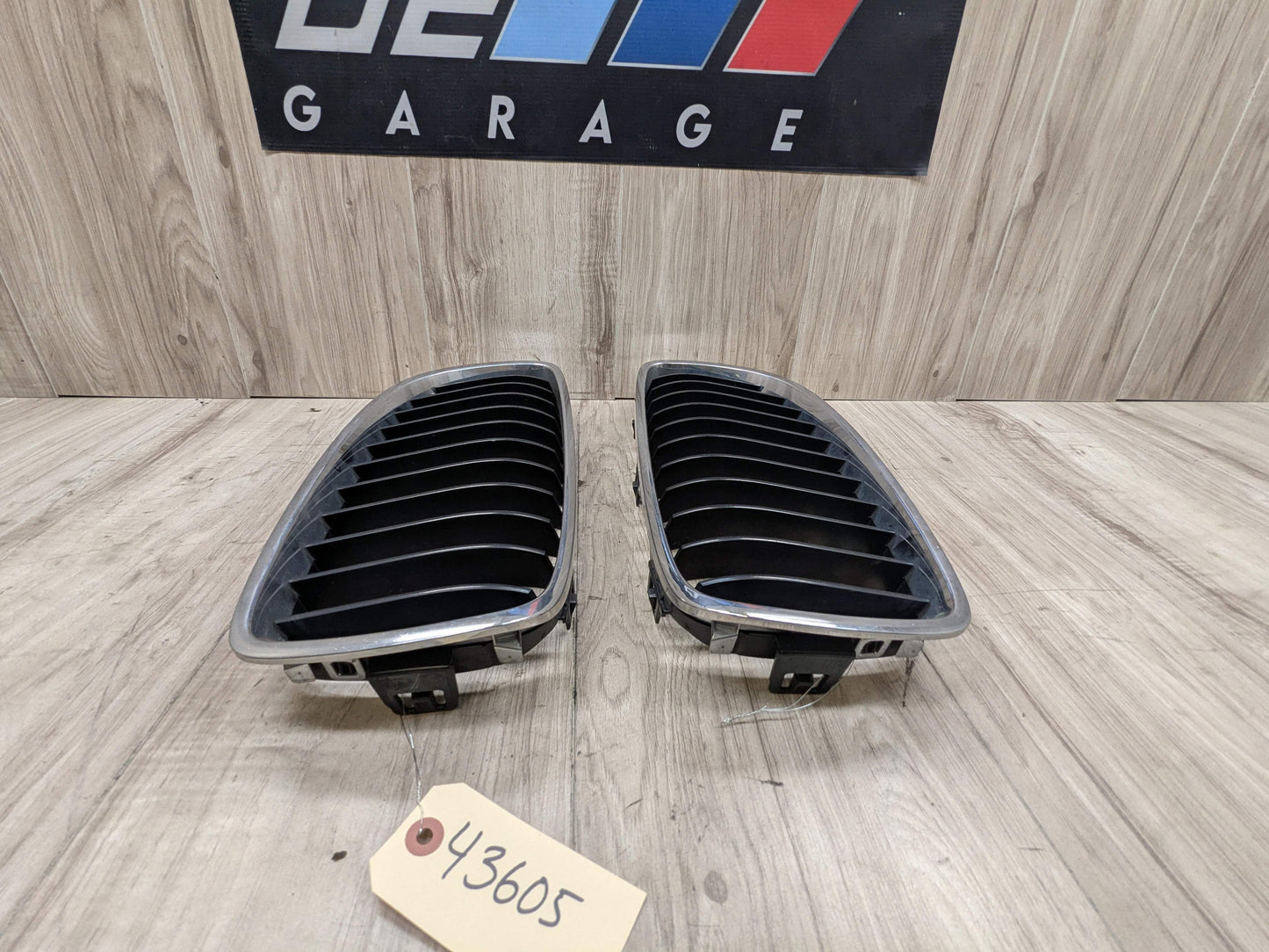 OEM BMW F32 F33 F36 430 435 Front Left Right Upper Bumper Kidney Grilles PAIR