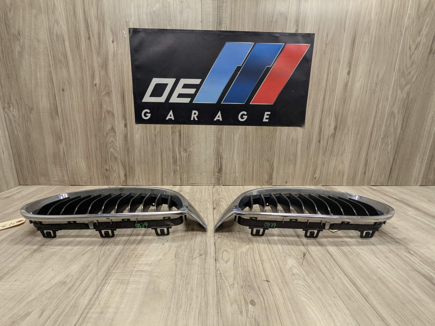 OEM BMW F32 F33 F36 430 435 Front Left Right Upper Bumper Kidney Grilles PAIR