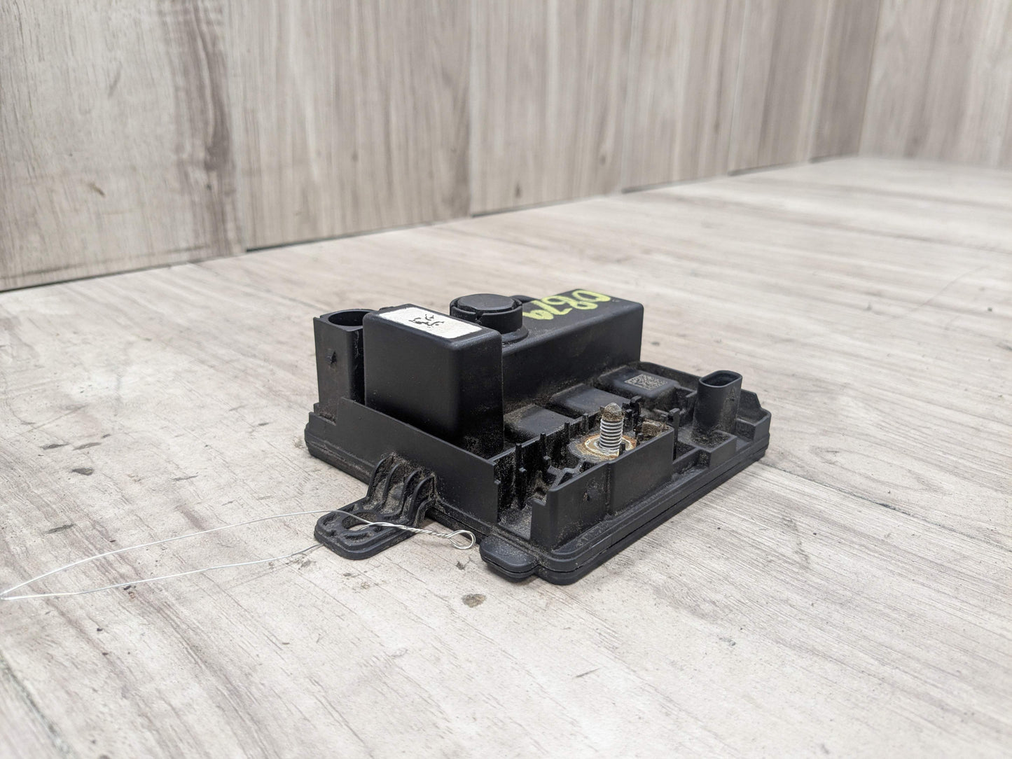 OEM BMW F10 F15 F22 F23 F30 F32 F33 F36 Integrated Power Supply Control Module