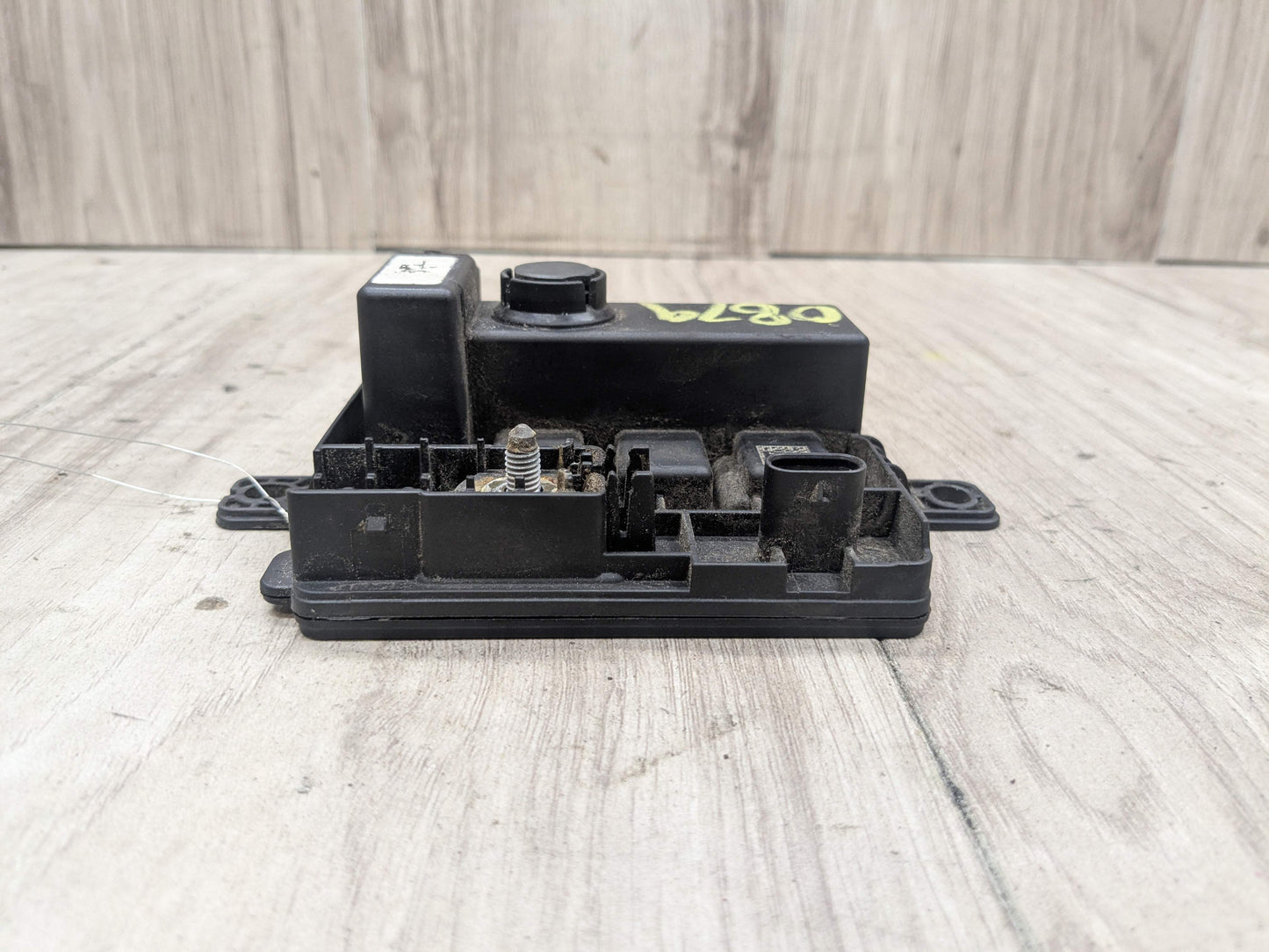OEM BMW F10 F15 F22 F23 F30 F32 F33 F36 Integrated Power Supply Control Module