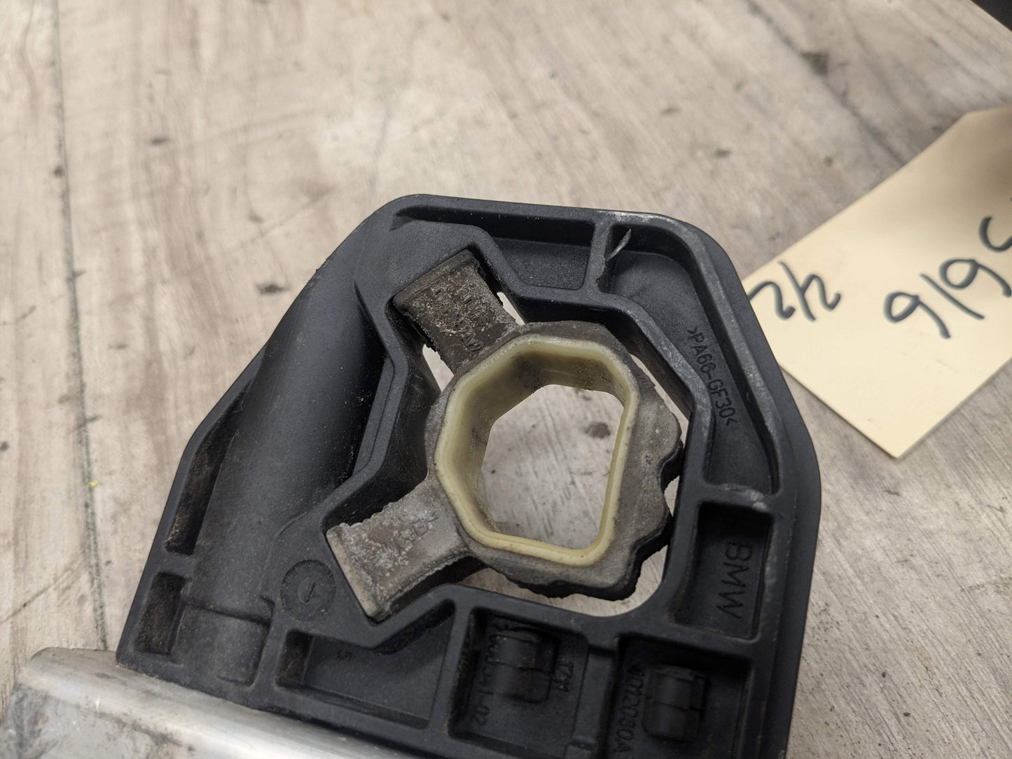 OEM BMW F22 F23 F30 F32 F33 F36 Left Right Radiator Carrier Support Bracket SET