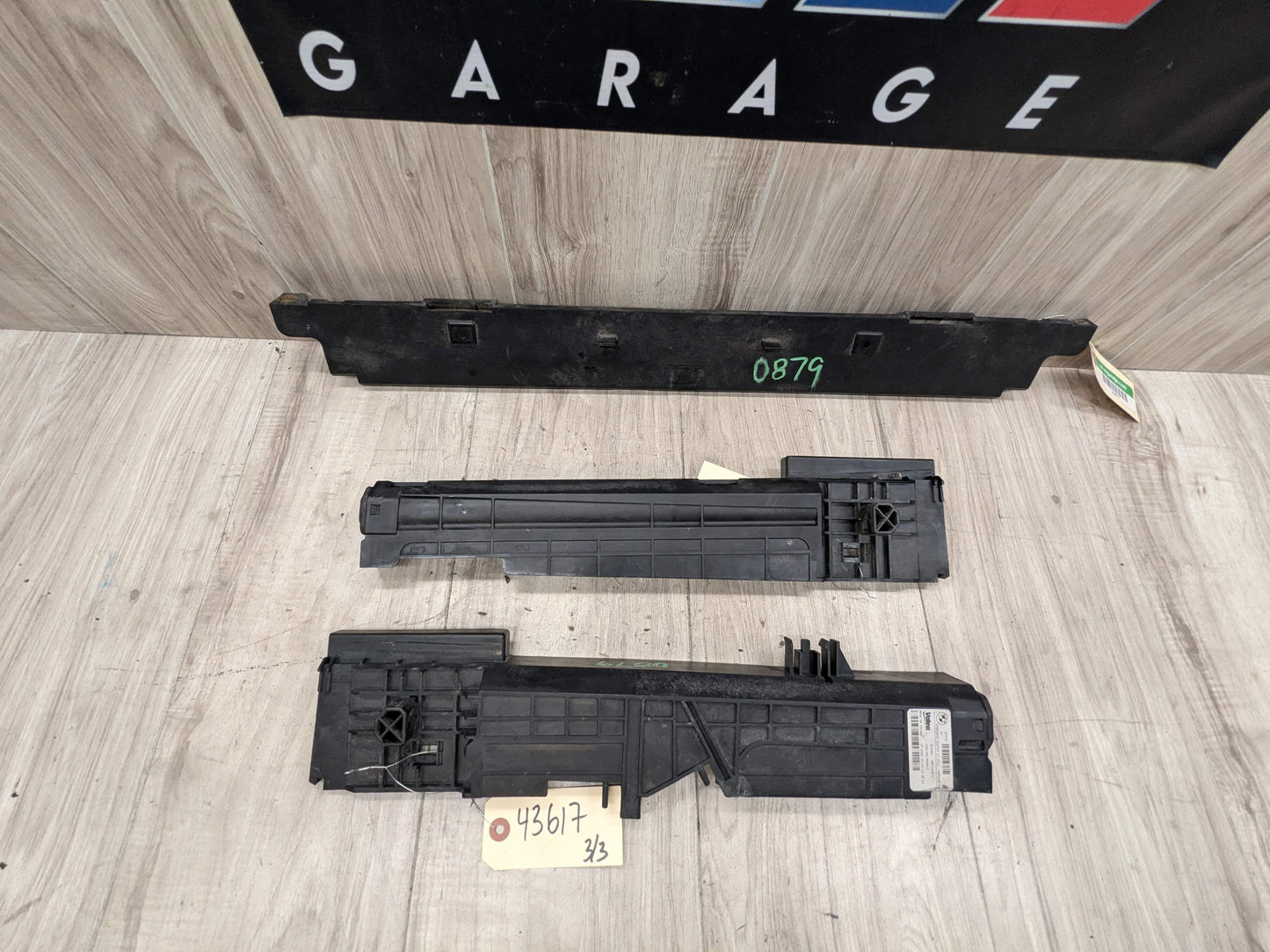 OEM BMW F22 F30 F32 F33 F36 F87 Left Right Radiator Brackets Supports Mount SET