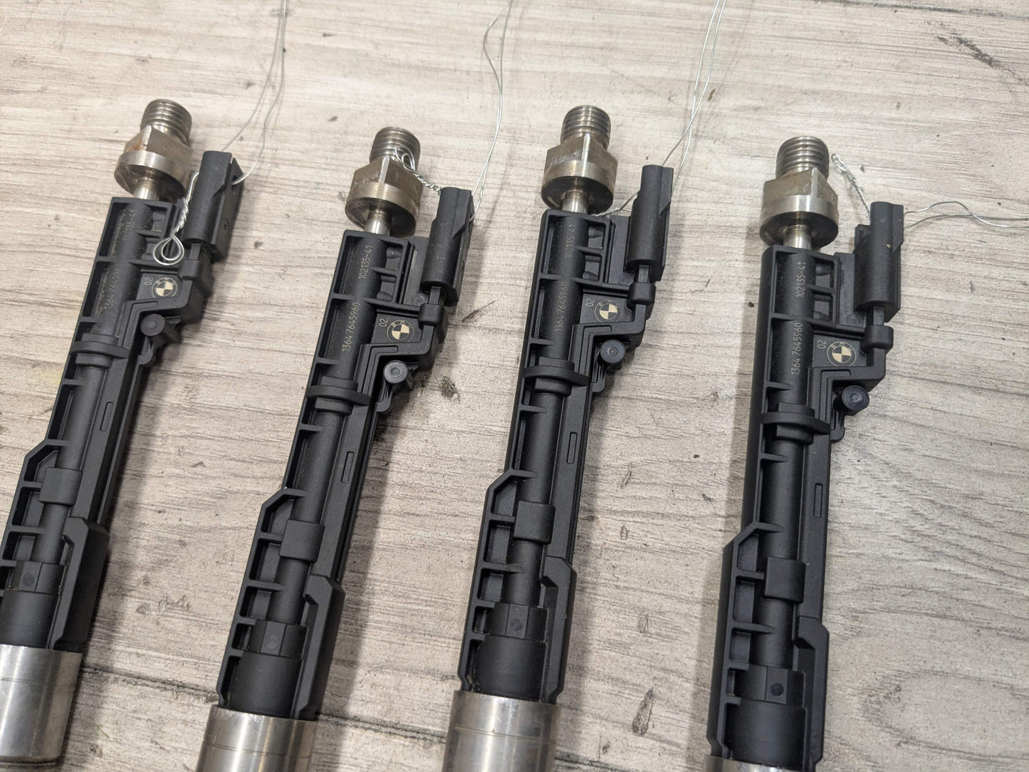 OEM BMW F22 F30 F36 F82 M4 S55 N26 N55 Engine High Pressure Fuel Injectors 4 pc