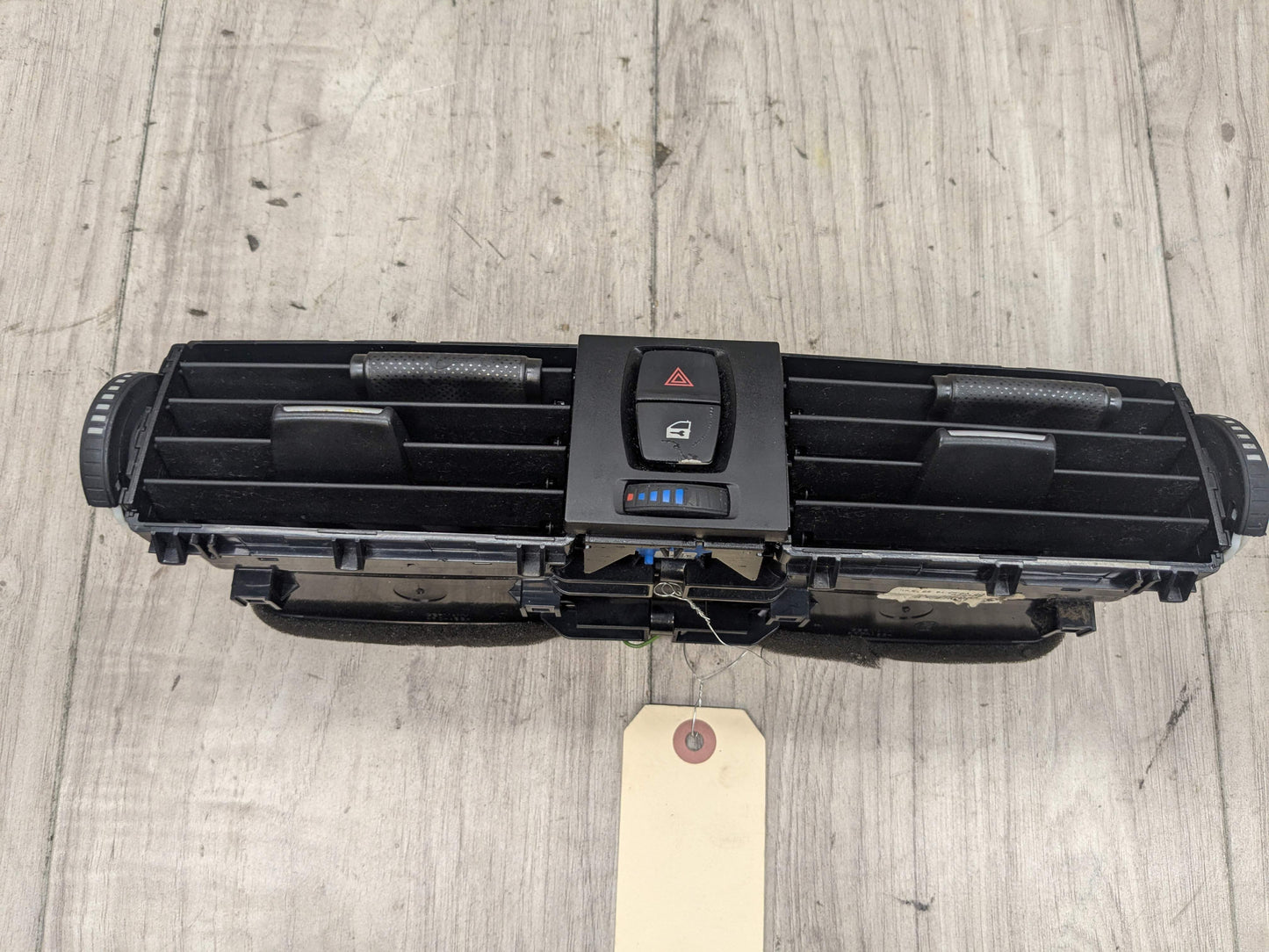 OEM BMW F30 F32 F33 F36 F80 F82 F83 M3 M4 Front Dash Central AC Air Vent Grille