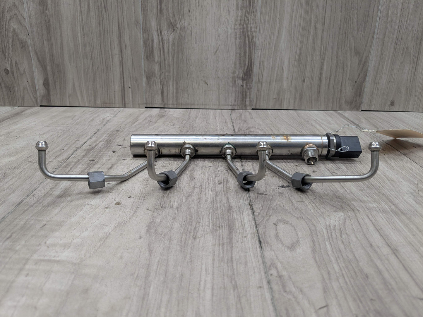 OEM BMW F10 F15 F25 F30 F32 F36 320 328 Engine N20 N26 Fuel Injector Line Rail