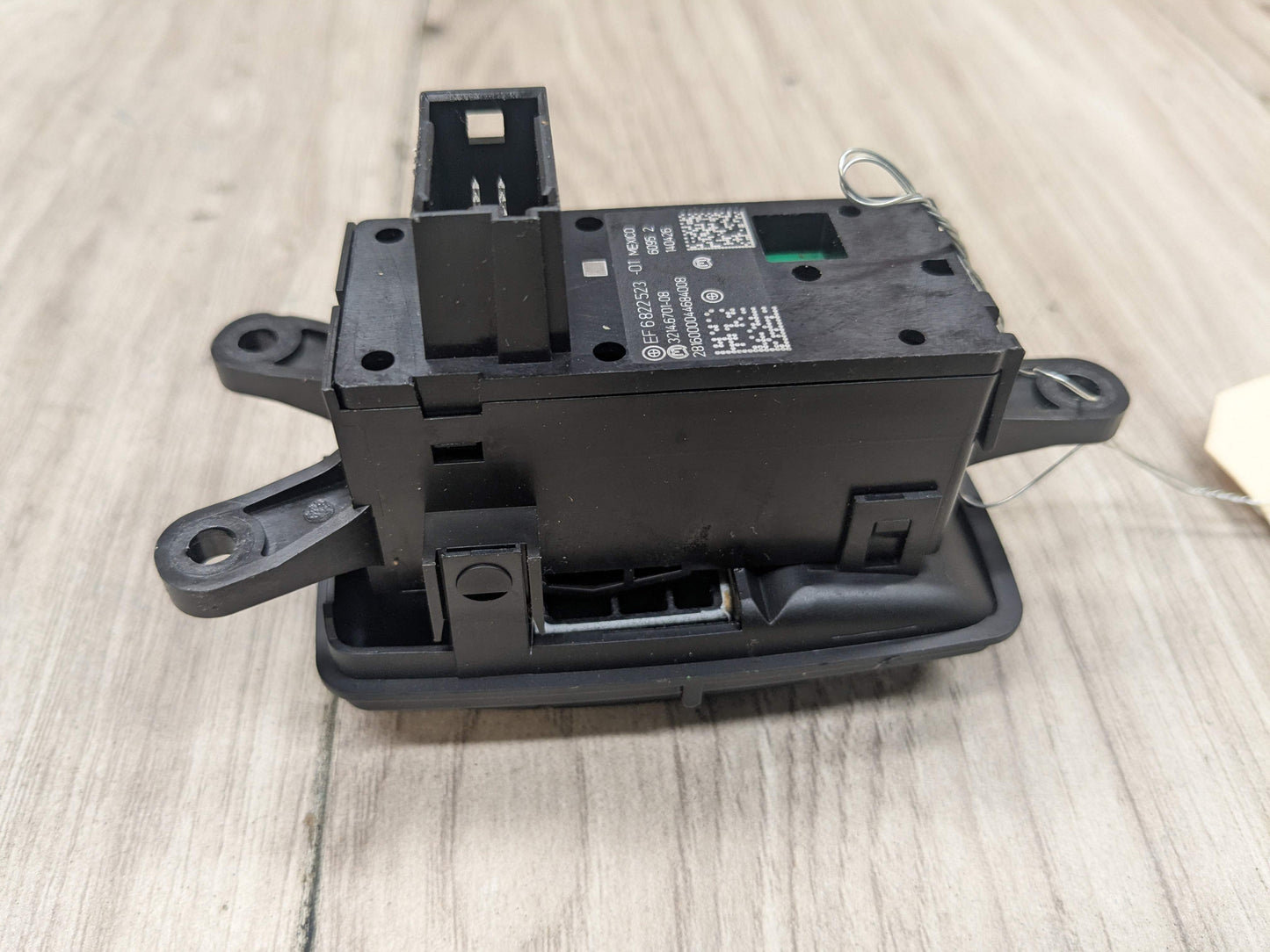 16-23 OEM BMW F39 F48 X1 X2 Center Emergency Parking Park Brake Control Switch