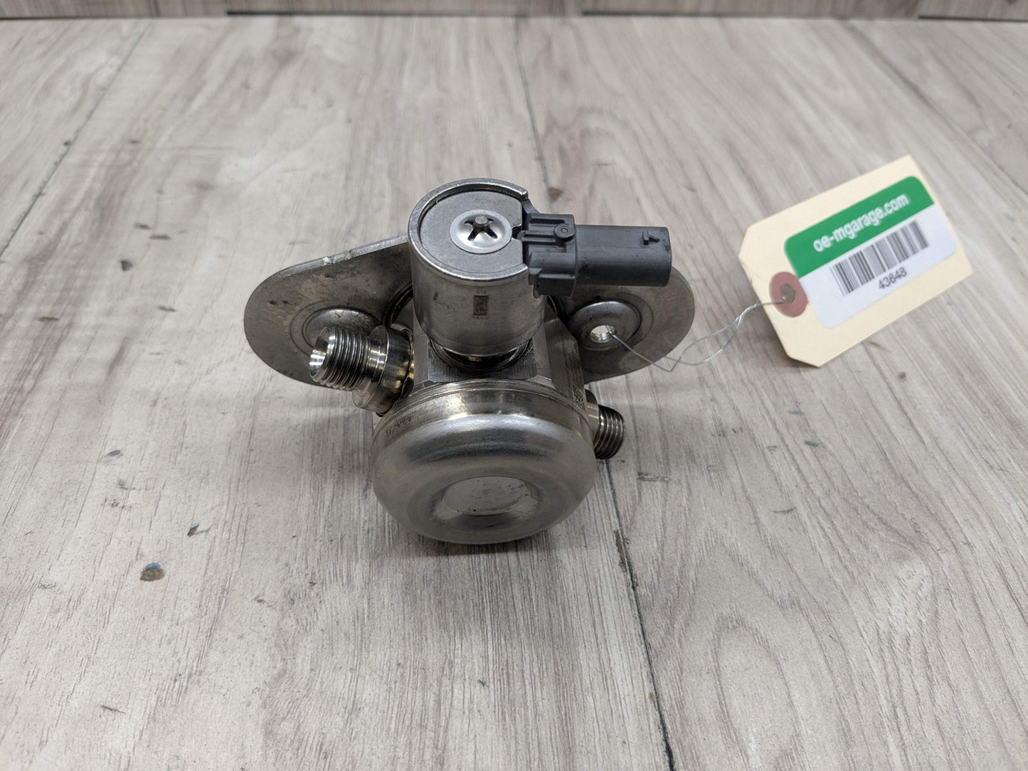 14-19 OEM BMW F39 F48 I12 I15 X1 X2 Engine B38 B46 HPFP High Pressure Fuel Pump
