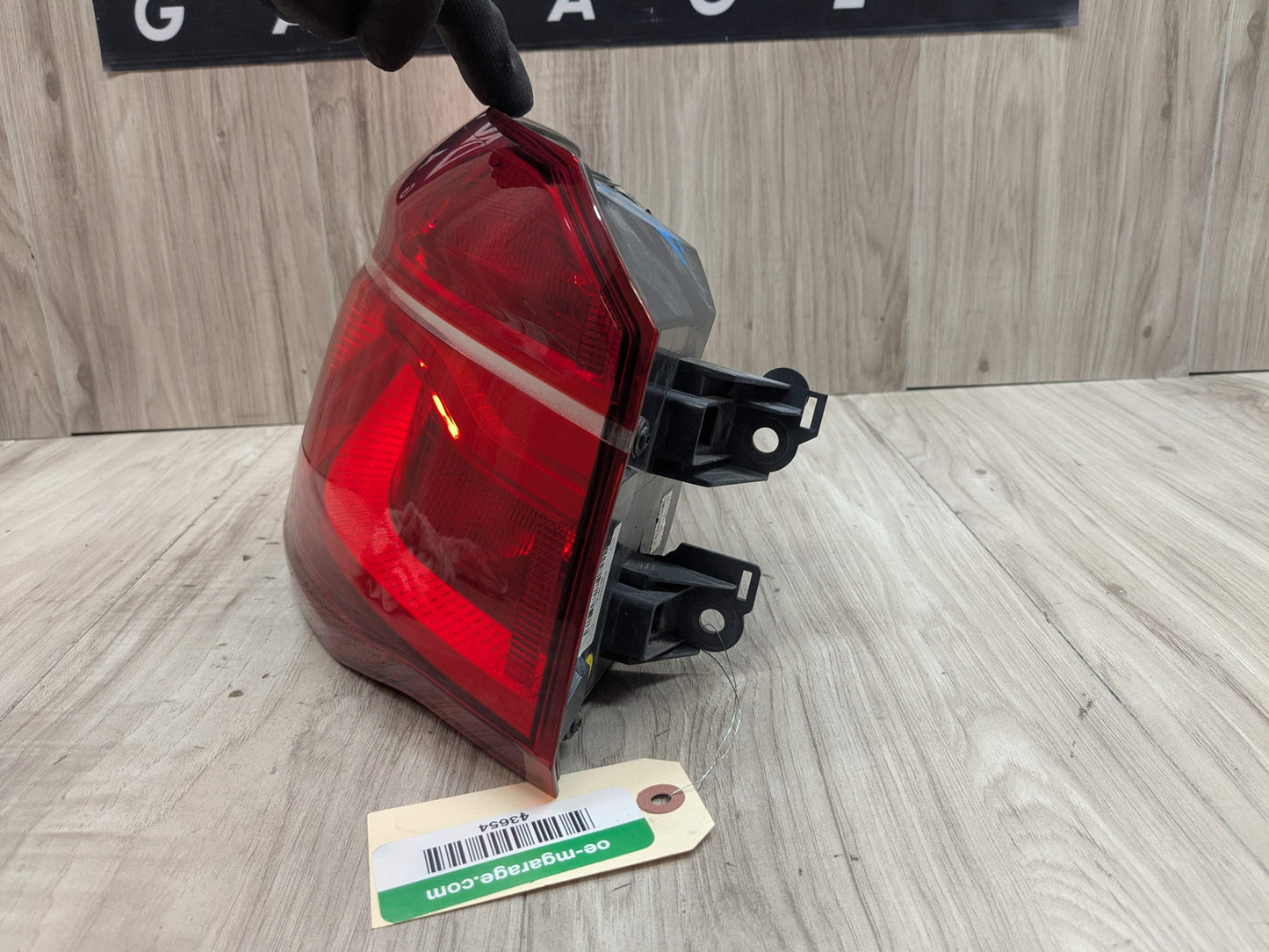 16-22 OEM BMW F48 X1 28i 28iX  Rear Left Driver Quarter Panel Outer Tail Light