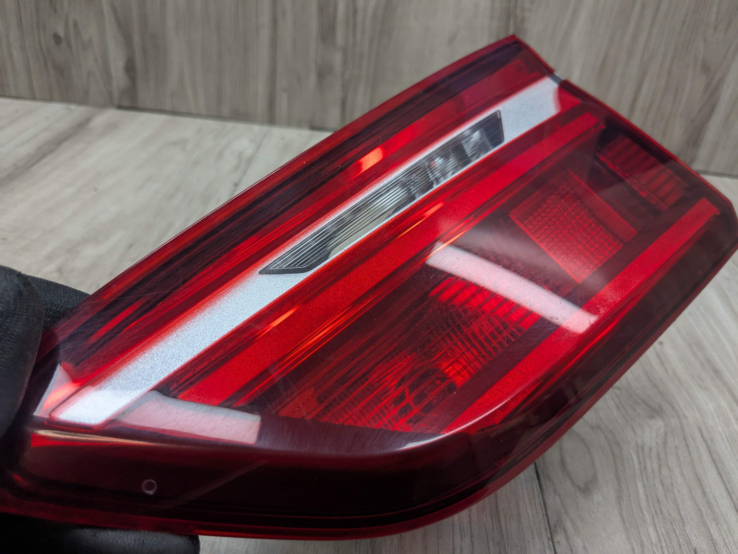 16-22 OEM BMW F48 X1 28i 28iX Rear Right Passenger Side Inner Trunk Tail Light
