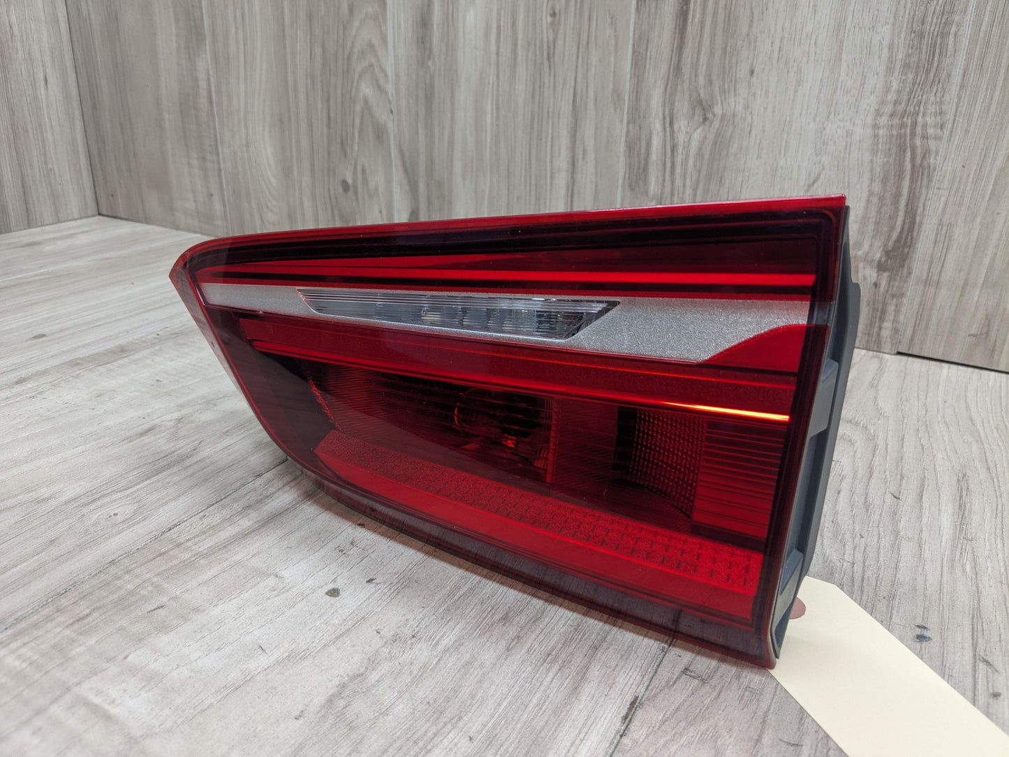 16-22 OEM BMW F48 X1 28i 28iX Rear Right Passenger Side Inner Trunk Tail Light