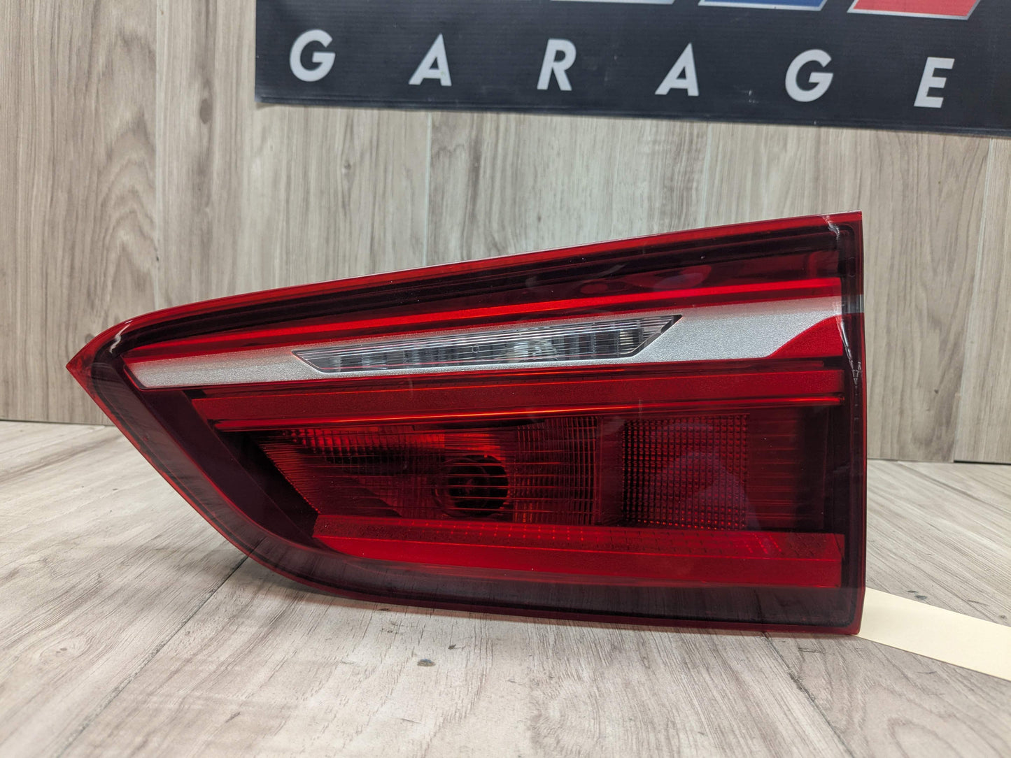 16-22 OEM BMW F48 X1 28i 28iX Rear Right Passenger Side Inner Trunk Tail Light
