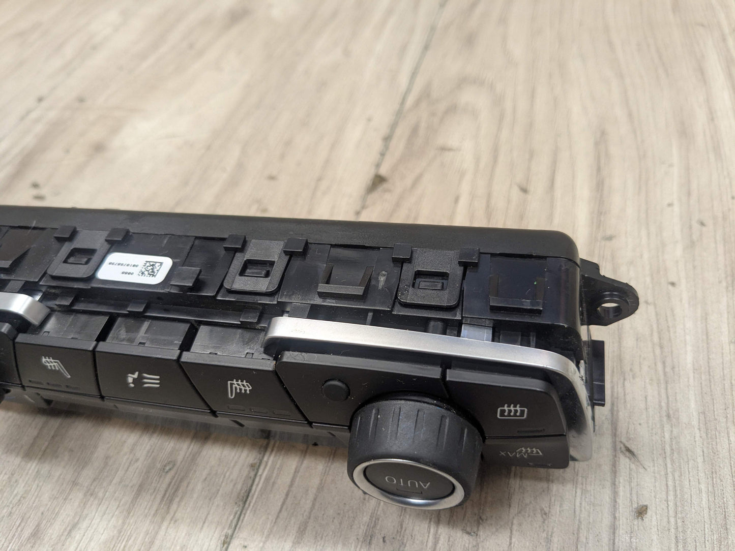 16-23 OEM BMW F39 F48 X1 X2 AC Switch Heater Climate Control Button HEATED