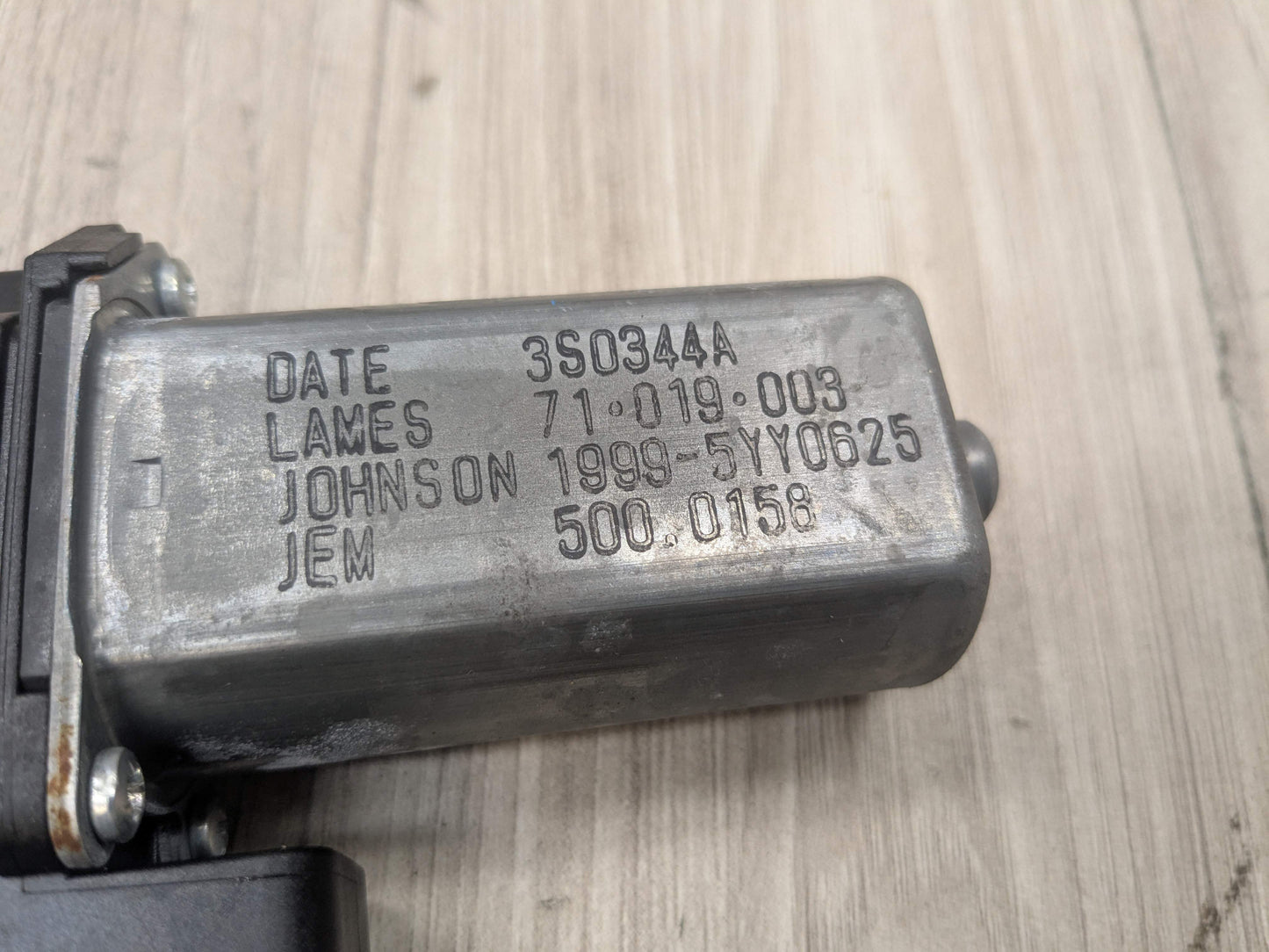 16-22 OEM BMW F48 F54 F55 X1 FRONT Left or Right Door Window Regulator Motor