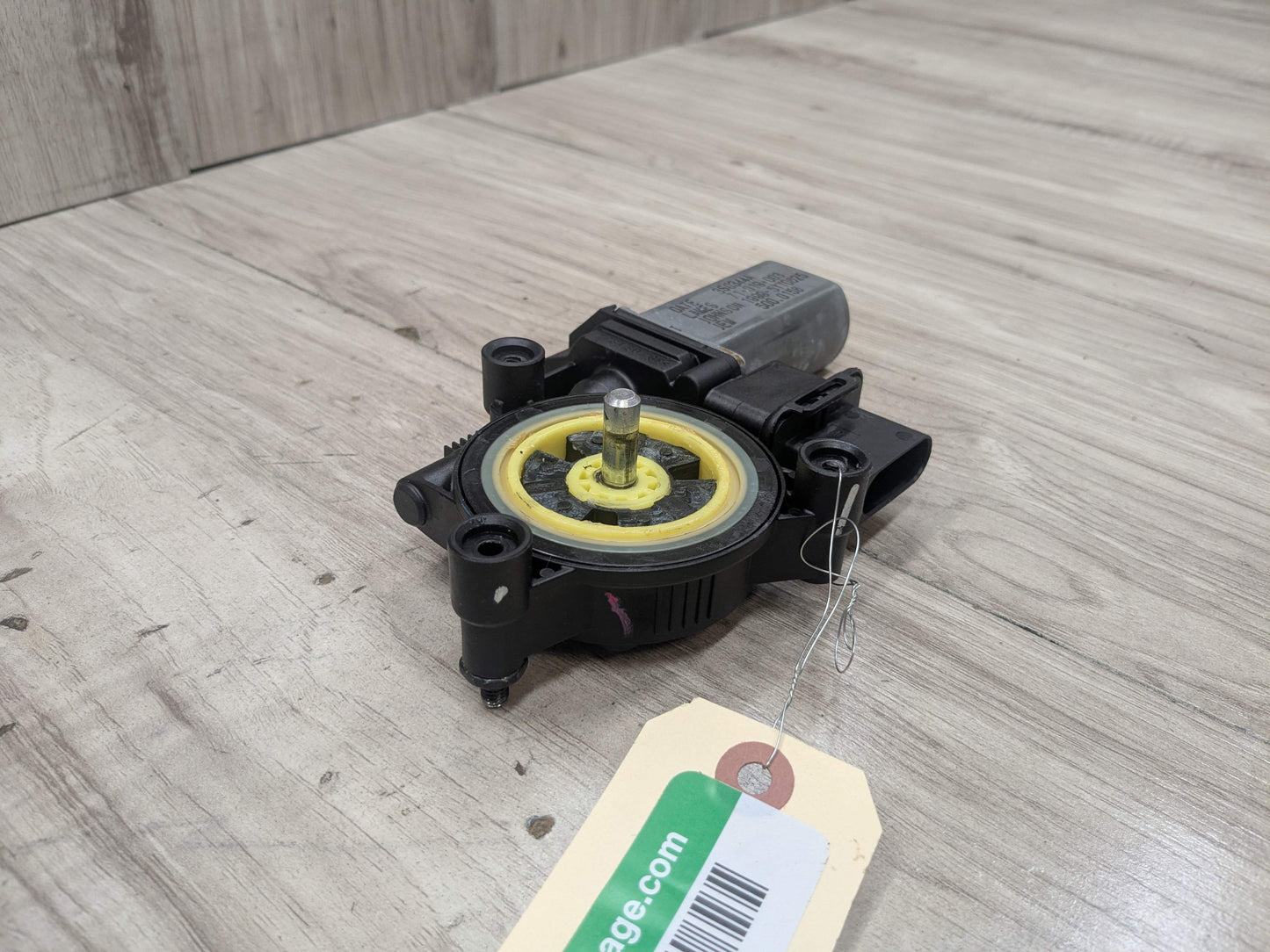 16-22 OEM BMW F48 F54 F55 X1 FRONT Left or Right Door Window Regulator Motor