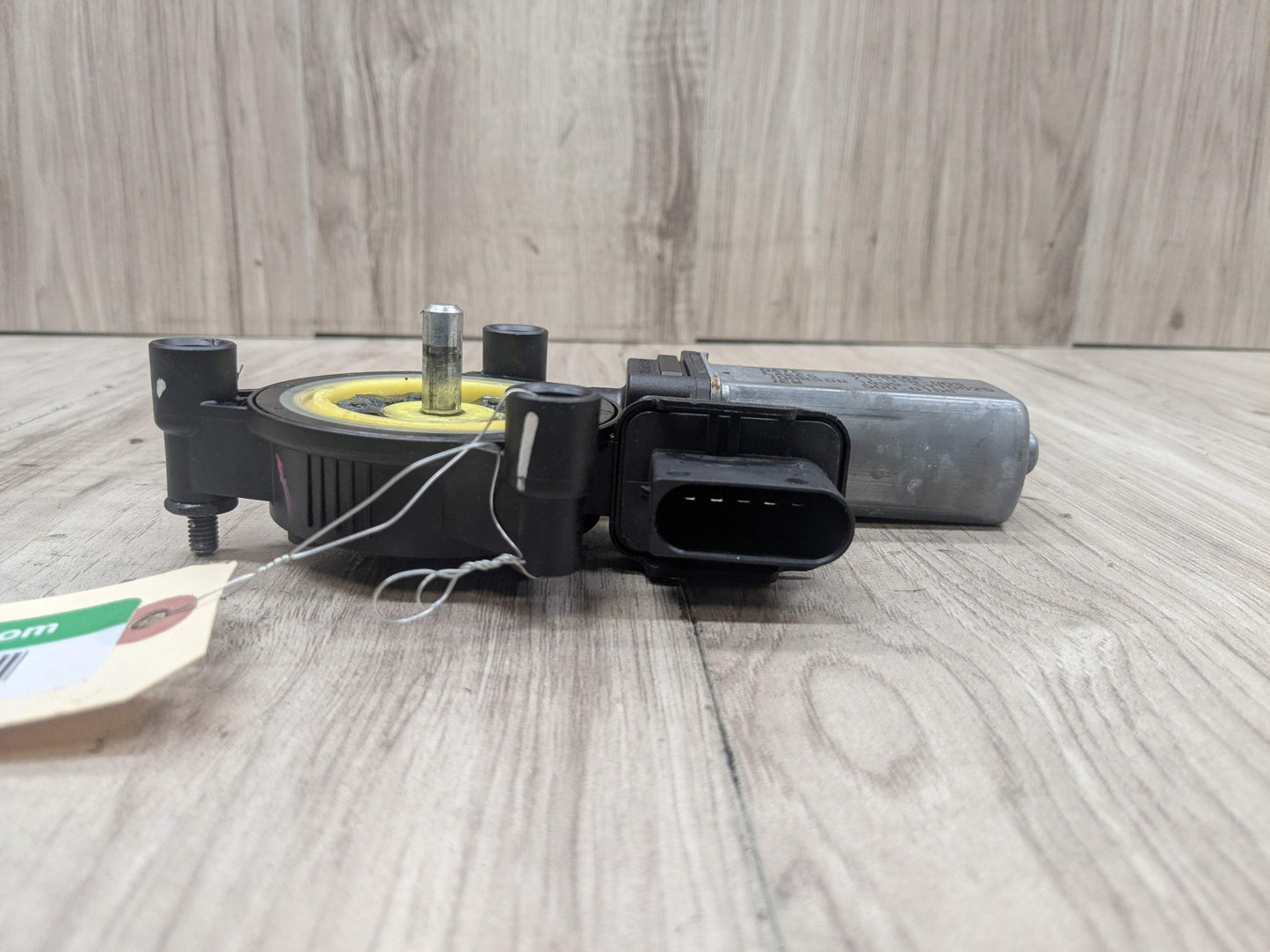 16-22 OEM BMW F48 F54 F55 X1 FRONT Left or Right Door Window Regulator Motor