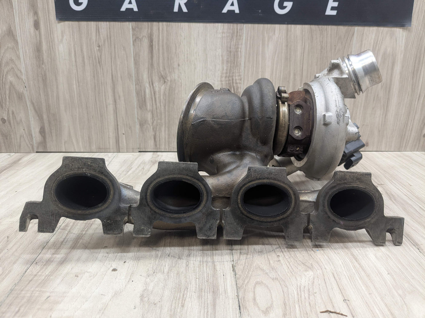 PRE-LCI OEM BMW F39 F48 X1 X2 28 Engine B46 Turbo Charger w/ Exhaust Manifold
