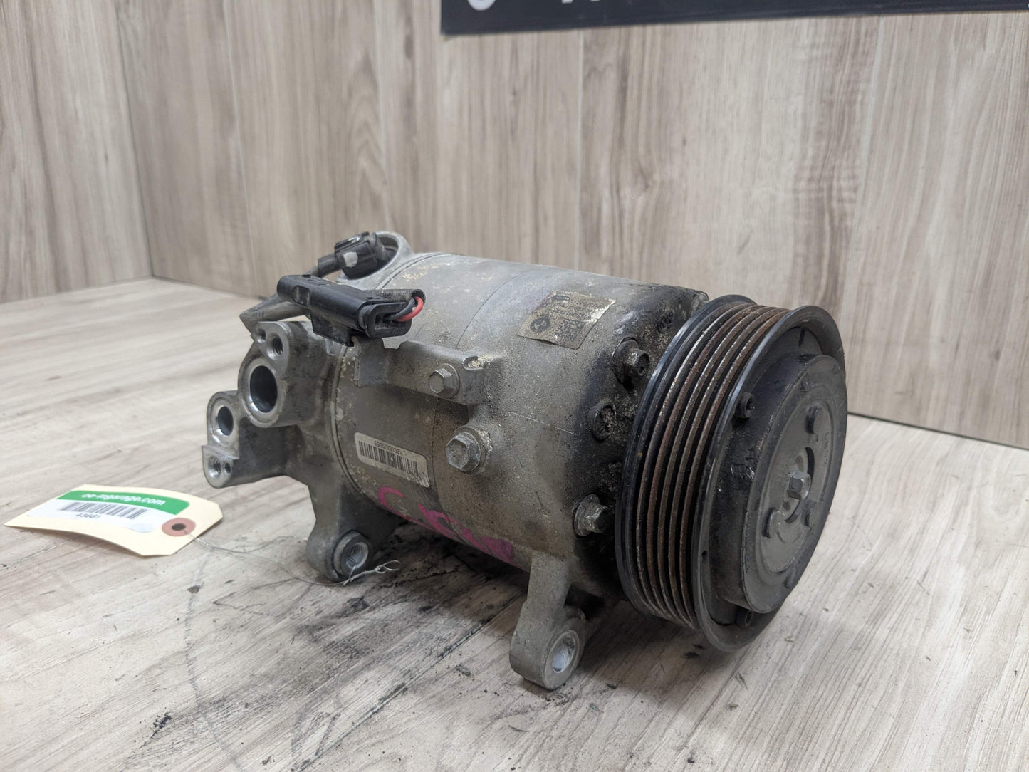 PRE-LCI OEM BMW F39 F48 X1 X2 28i 28iX AC Compressor Clutch A/C Pump Pulley