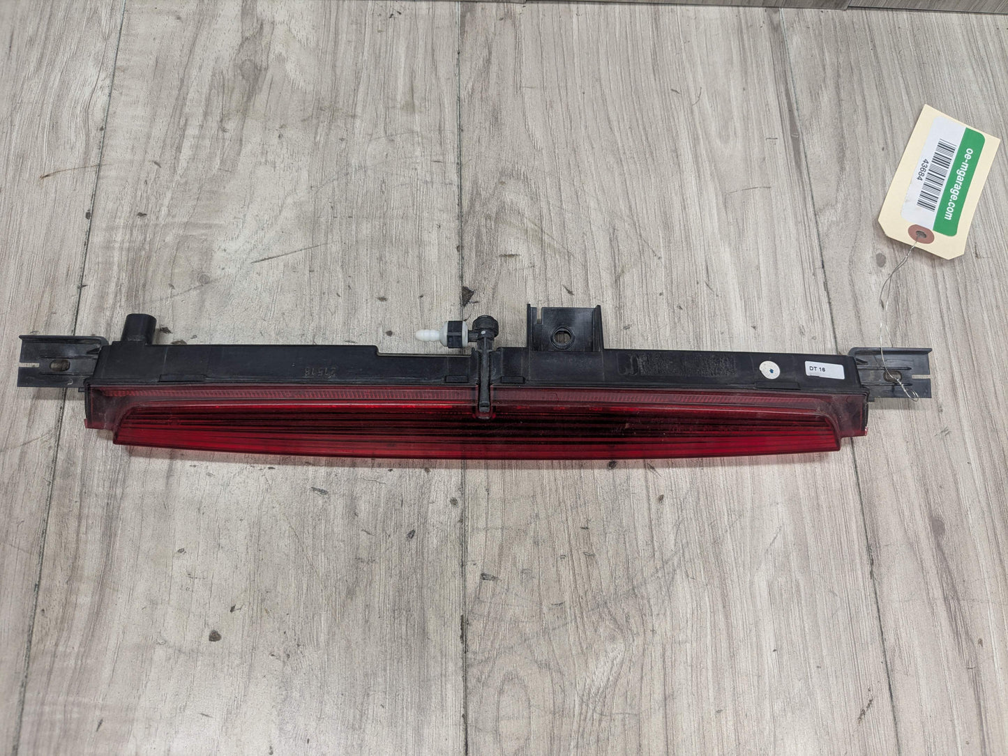 16-22 OEM BMW F48 X1 28i 28iX Rear Liftgate Upper Center 3rd Stop Brake Light