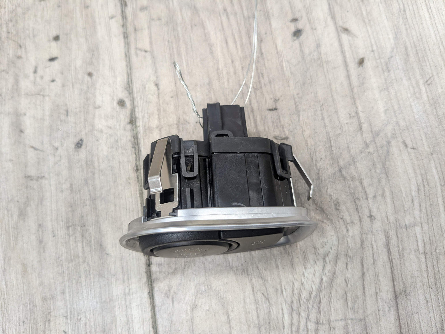 16-23 OEM BMW F39 F48 X1 X2 Auto Start Stop Ignition Button Switch