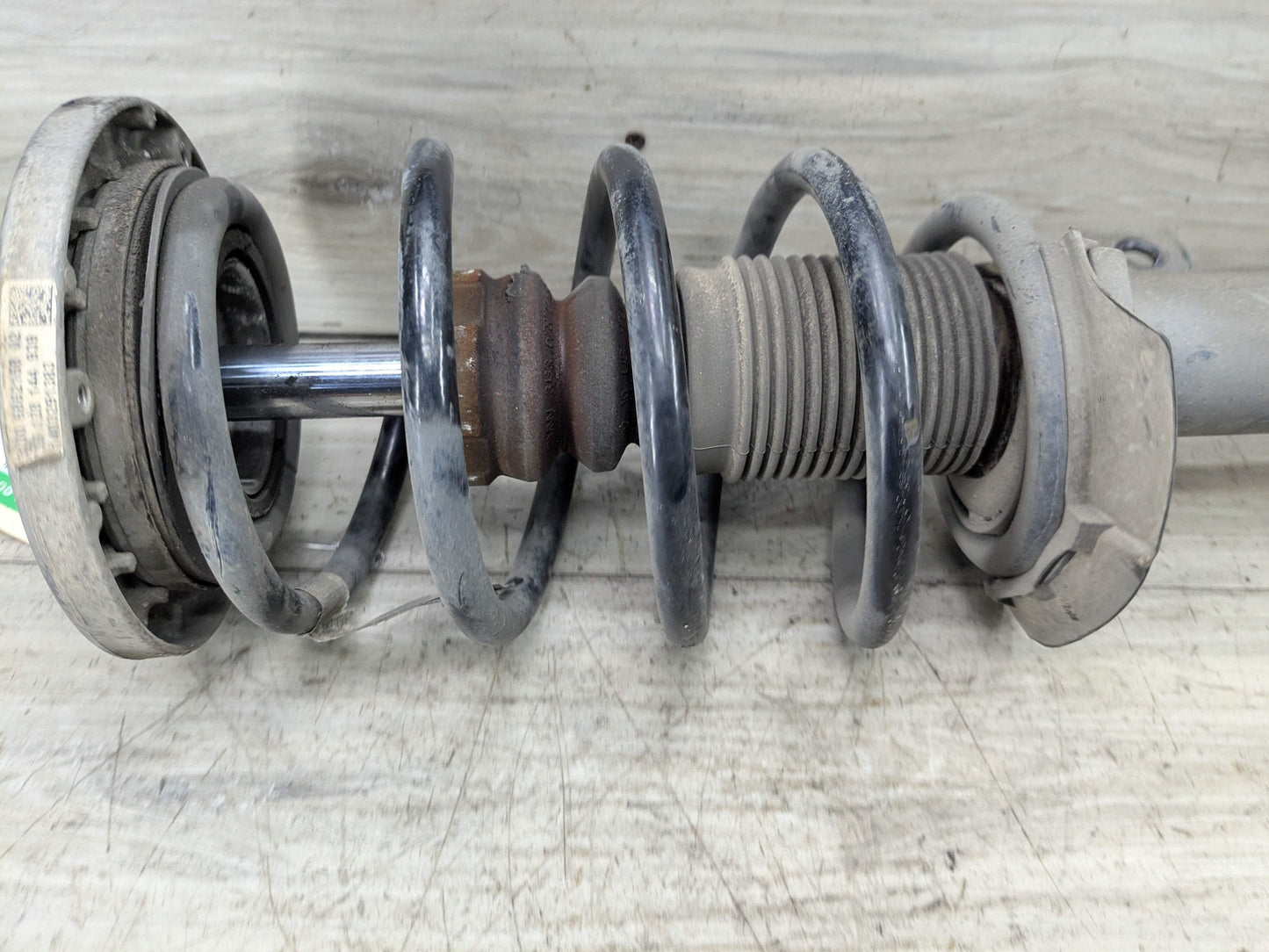 *11-18 OEM BMW F25 F26 X3 X4 Front Right Passenger Spring Strut Shock Absorber