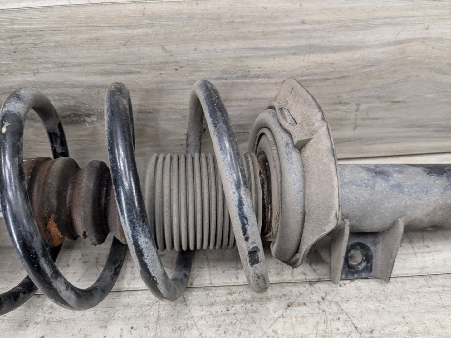 *11-18 OEM BMW F25 F26 X3 X4 Front Right Passenger Spring Strut Shock Absorber