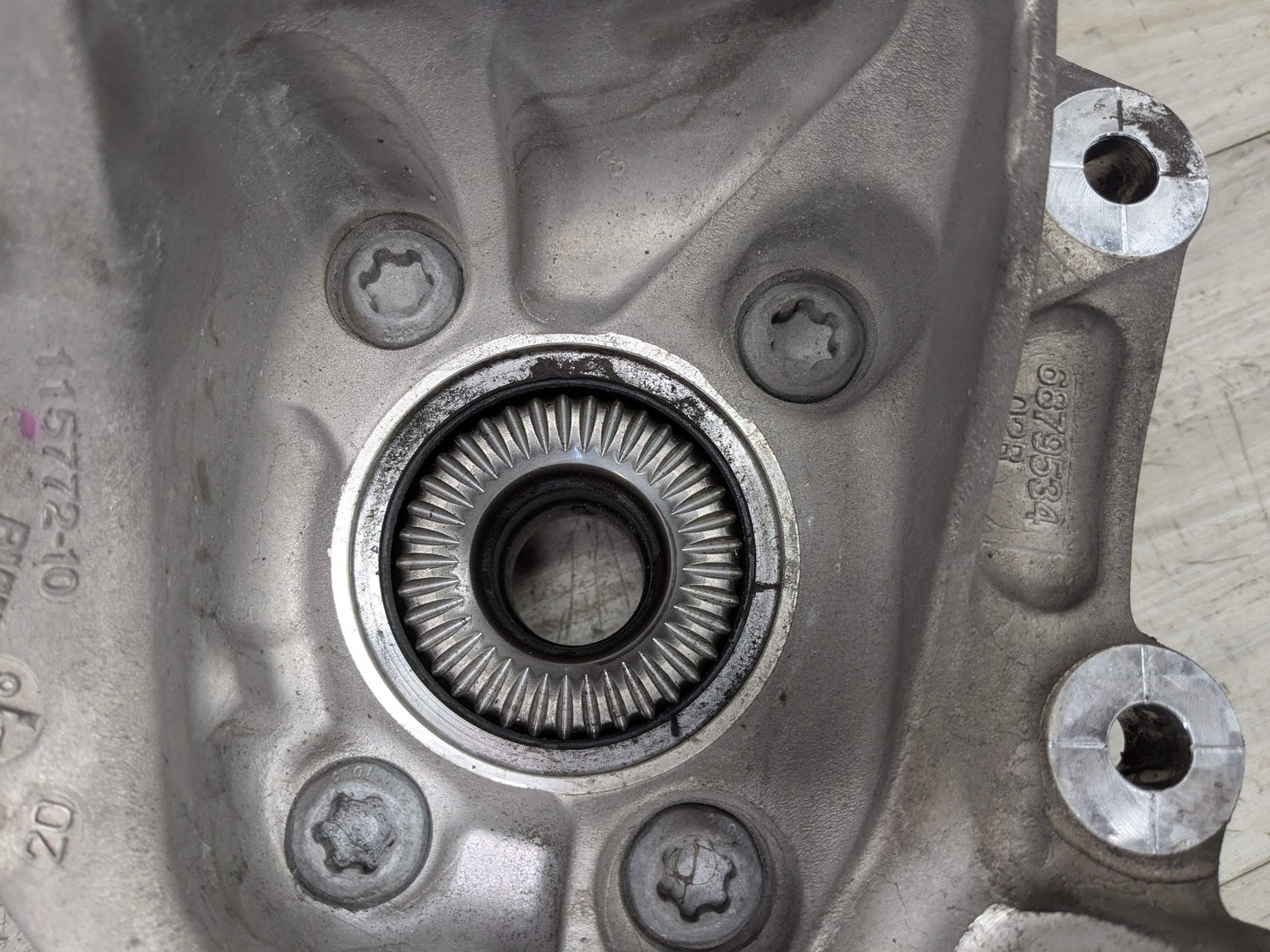 OEM BMW G20 330 M340 REAR Right Passenger Knuckle Wheel Hub Spindle Bearing