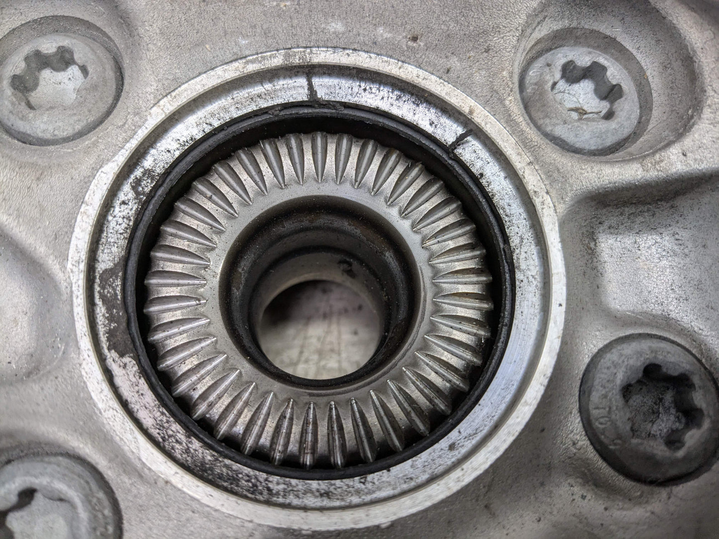 OEM BMW G20 330 M340 REAR Right Passenger Knuckle Wheel Hub Spindle Bearing
