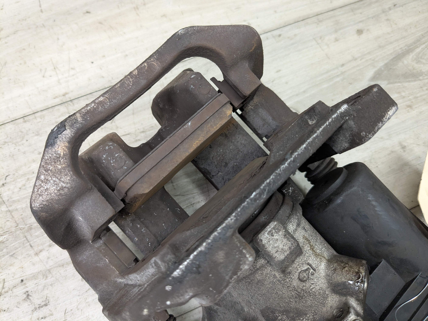 OEM BMW G20 G22 G23 G26 G29 G42 230 330 430 Rear Right Passenger Brake Caliper