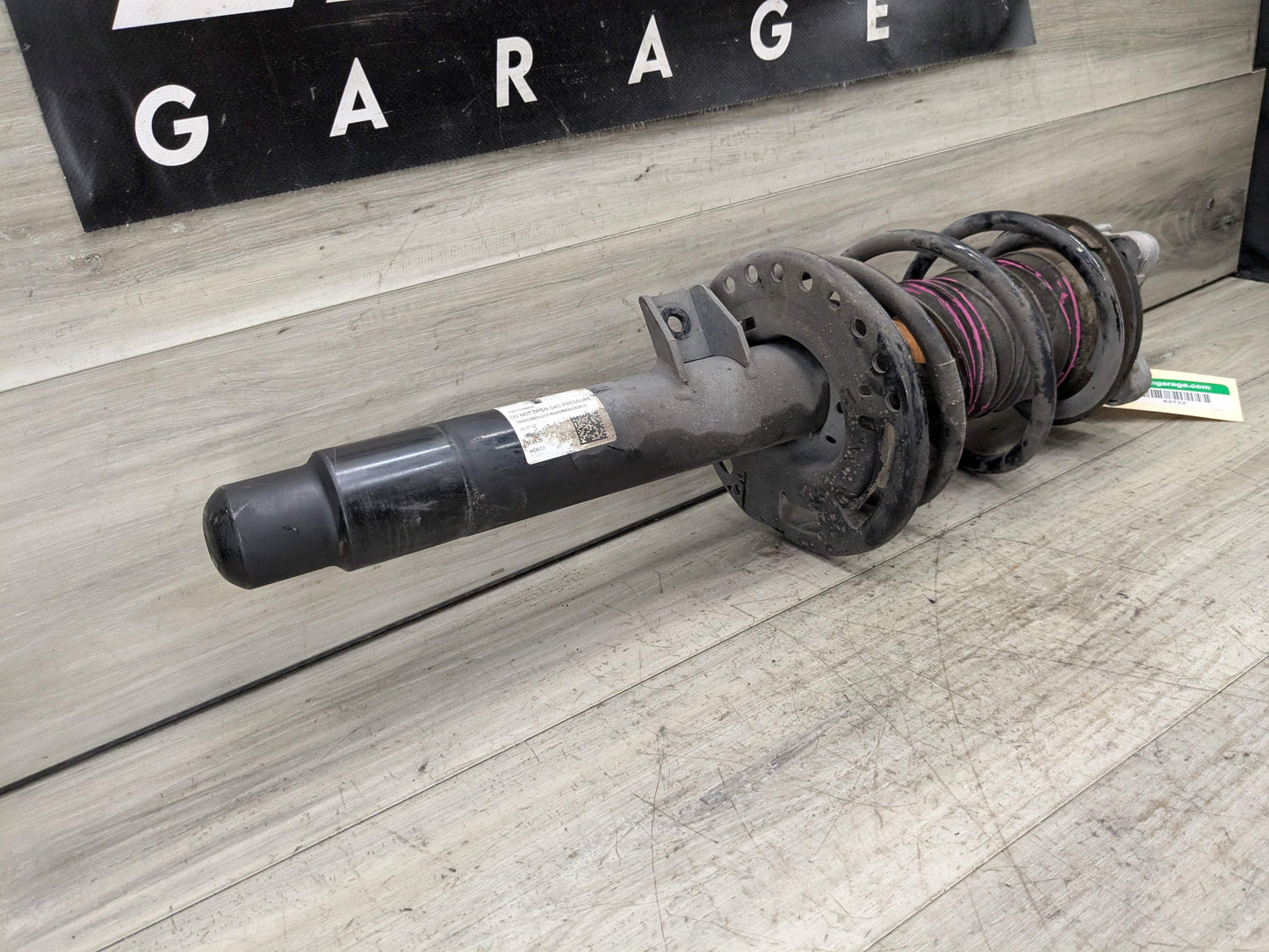 *19-25 OEM BMW G20 330i RWD Front Right Passenger Spring Strut Shock Absorber