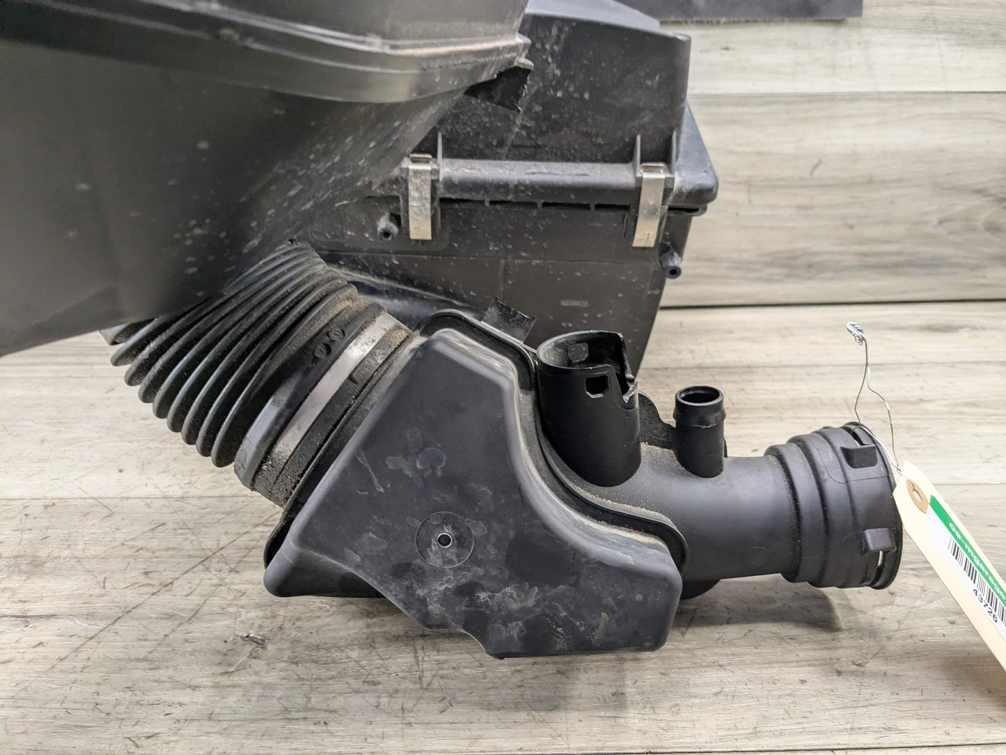 OEM BMW G20 G22 G23 G26 330 430 Engine B46 AirBox Air Box Filter Cleaner Housing