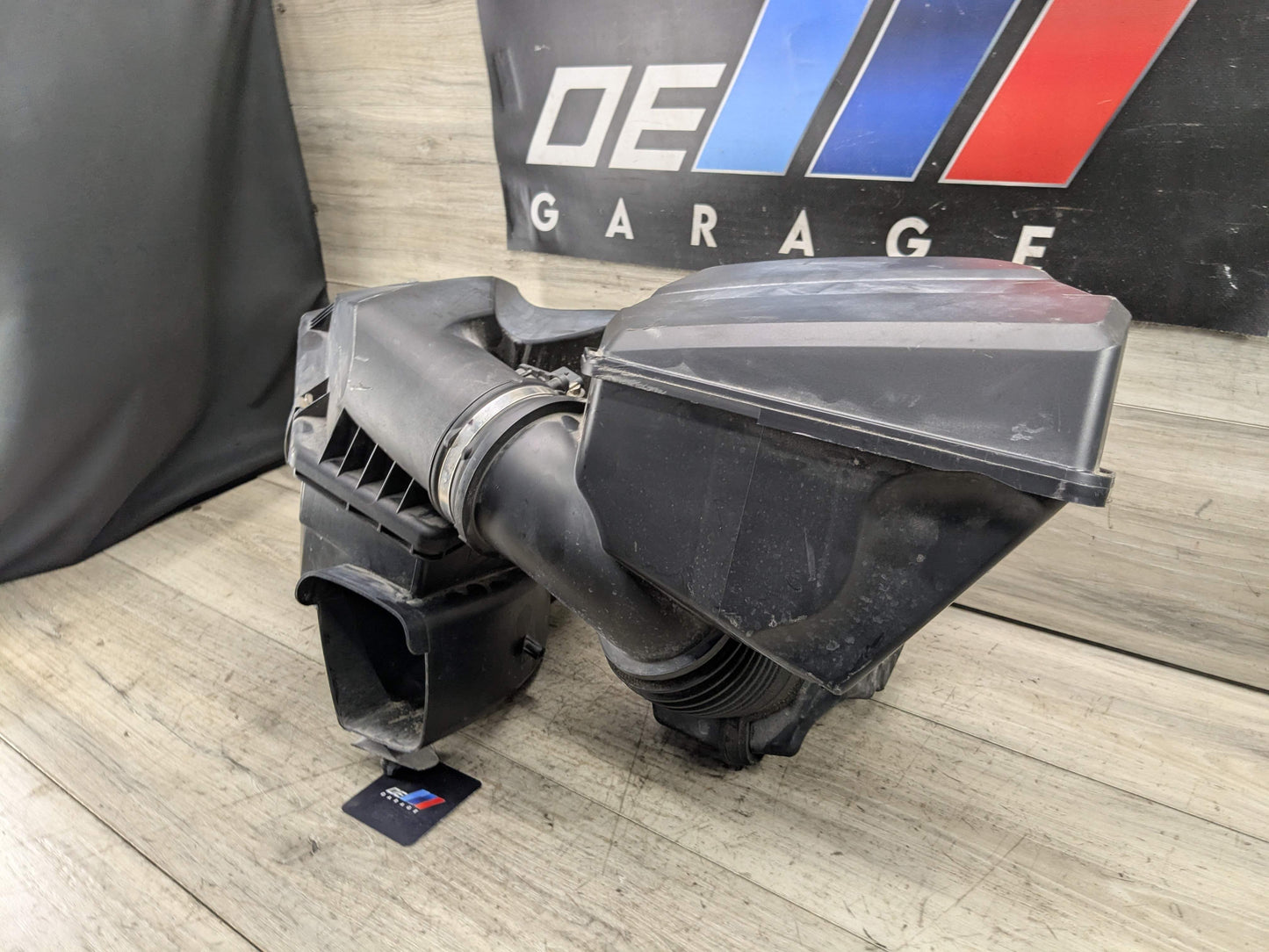 OEM BMW G20 G22 G23 G26 330 430 Engine B46 AirBox Air Box Filter Cleaner Housing