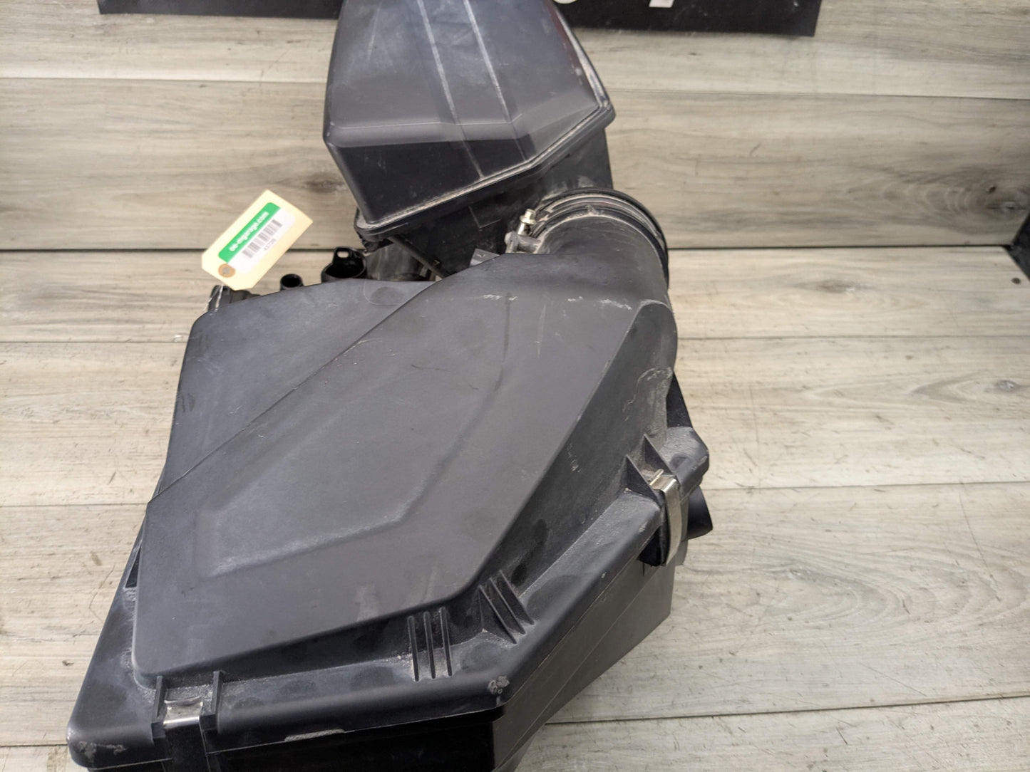 OEM BMW G20 G22 G23 G26 330 430 Engine B46 AirBox Air Box Filter Cleaner Housing