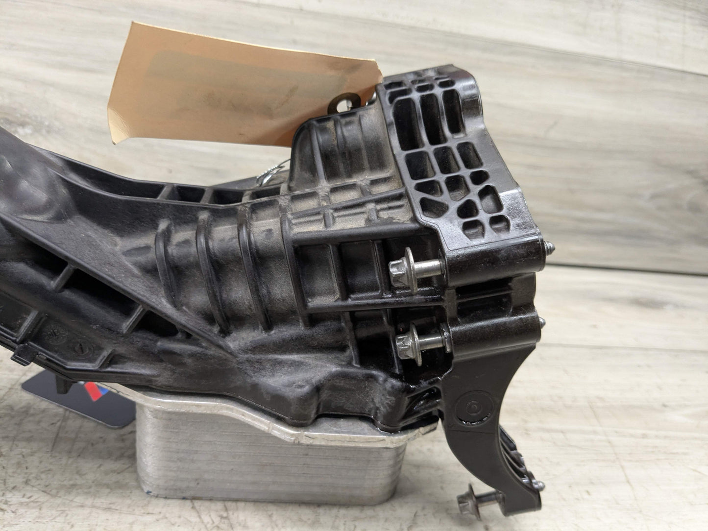OEM BMW G01 G20 G22 G23 G26 G30 G42 330 430 X3 Engine B46 B48 Oil Filter Housing