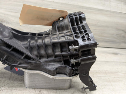 OEM BMW G01 G20 G22 G23 G26 G30 G42 330 430 X3 Engine B46 B48 Oil Filter Housing