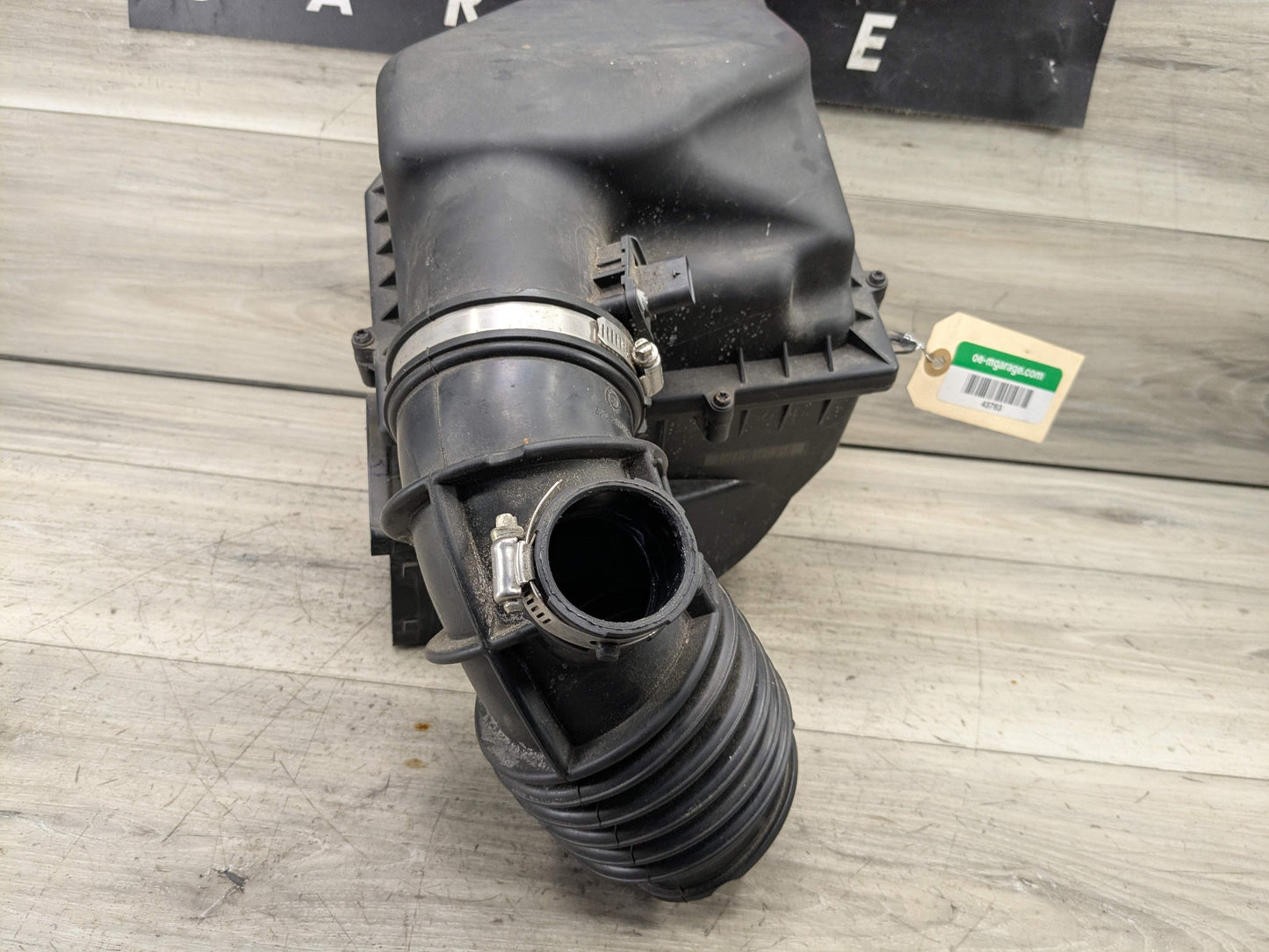 OEM BMW G01 G02 X3 X4 Engine B46 B48 Air Cleaner Filter Intake Housing Box