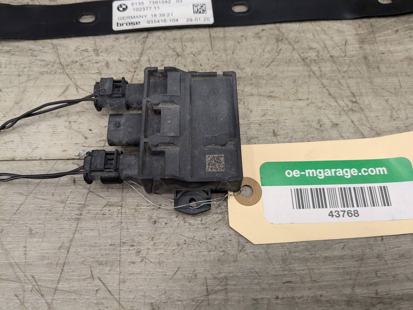 OEM BMW G30 G12 F90 M5 F48 X1 G01 X3 Control Unit Smart Opener Module w/ Sensor