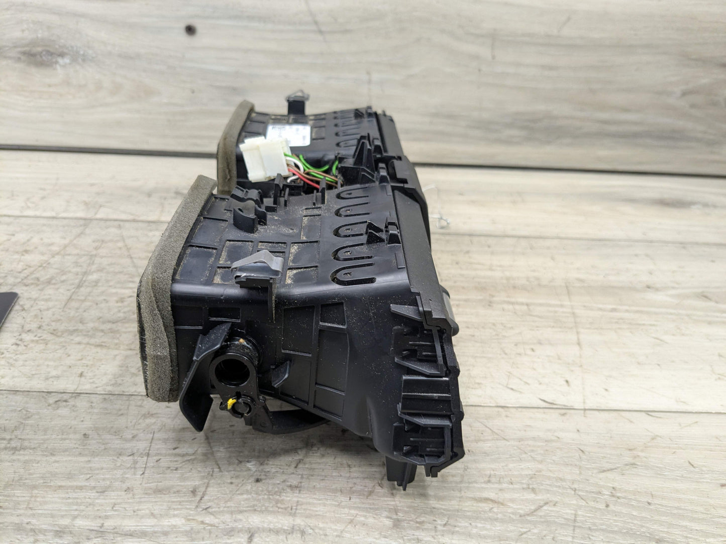 18-21 OEM BMW G01 G02 F97 F98 X3 X4 X3M X4M Dashboard AC Air Vent Center Grille