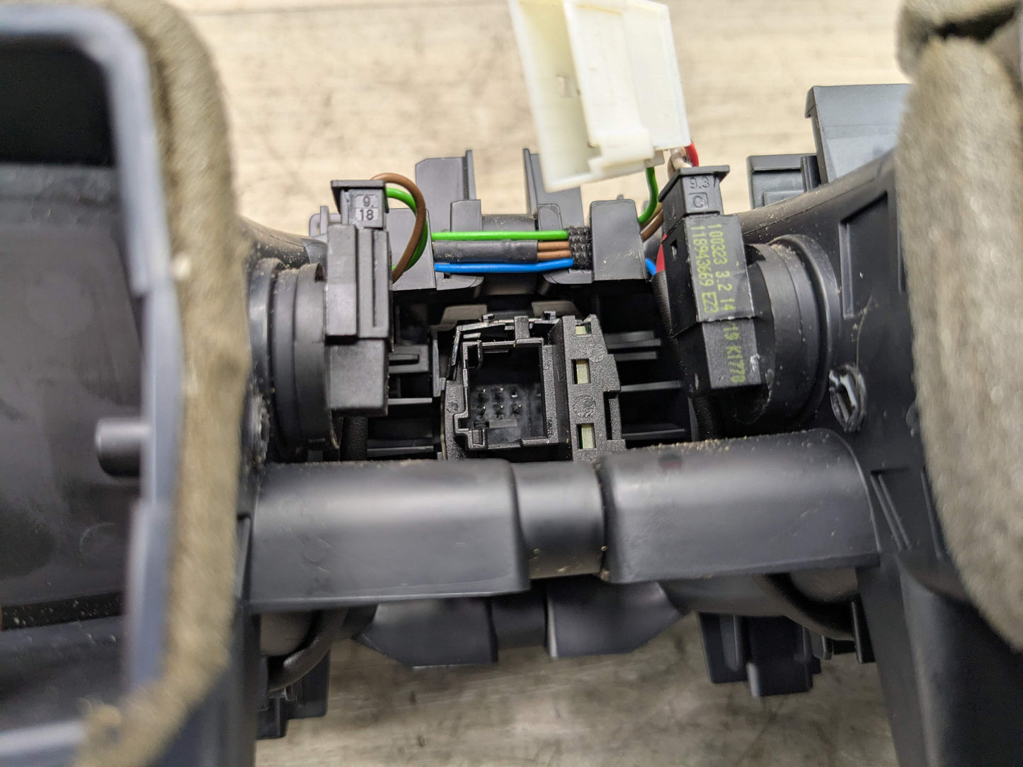 18-21 OEM BMW G01 G02 F97 F98 X3 X4 X3M X4M Dashboard AC Air Vent Center Grille