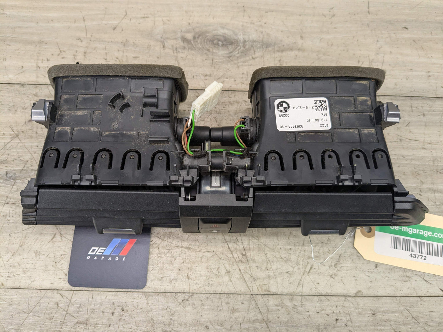 18-21 OEM BMW G01 G02 F97 F98 X3 X4 X3M X4M Dashboard AC Air Vent Center Grille