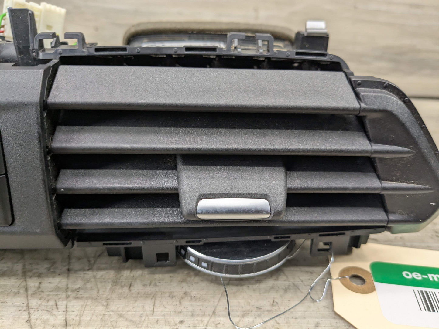 18-21 OEM BMW G01 G02 F97 F98 X3 X4 X3M X4M Dashboard AC Air Vent Center Grille