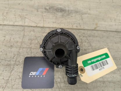 *OEM BMW G01 G05 G20 G22 G30 G42 G80 G82 G83 M3 M4 Engine Auxiliary Water Pump