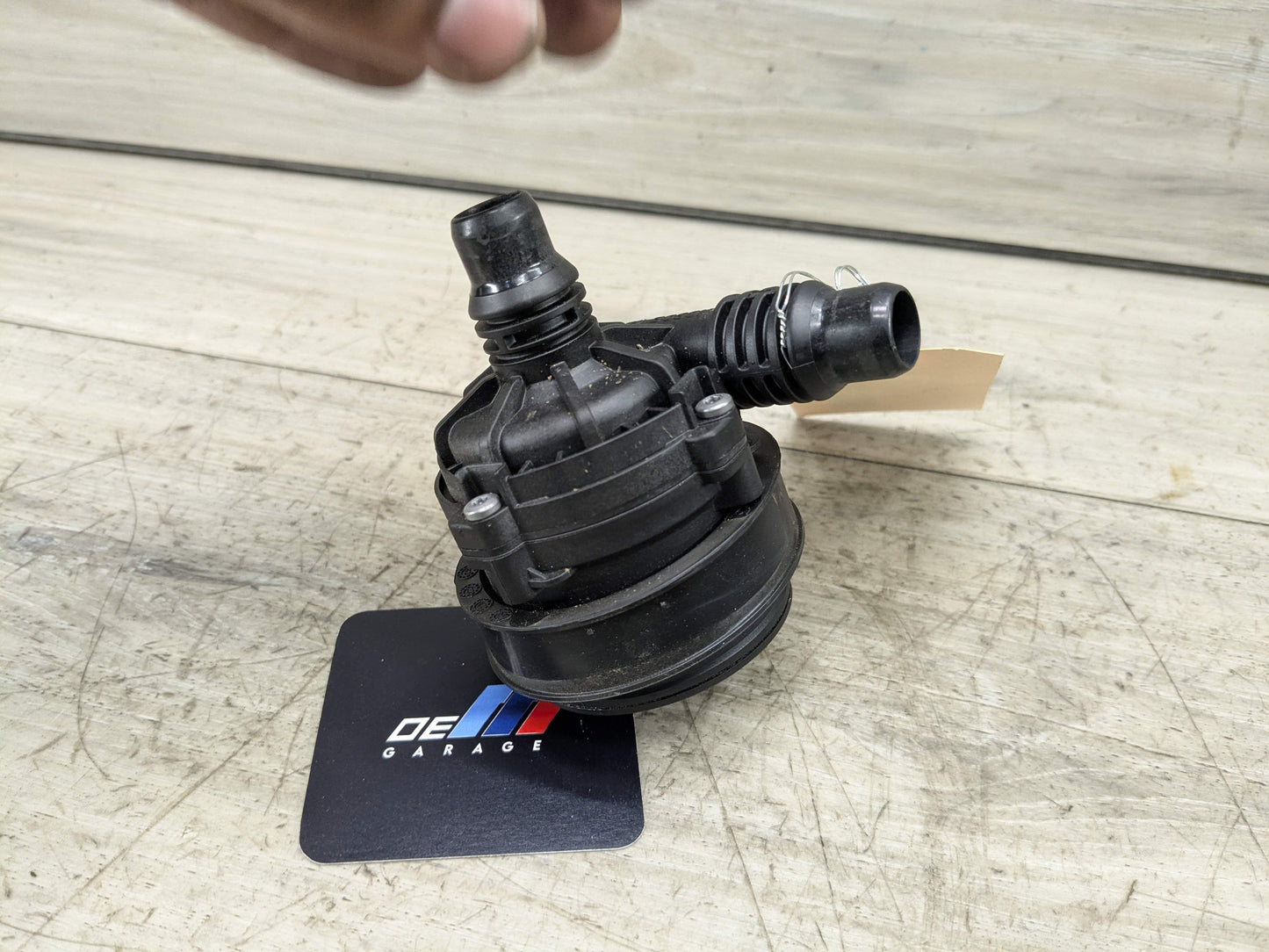 *OEM BMW G01 G05 G20 G22 G30 G42 G80 G82 G83 M3 M4 Engine Auxiliary Water Pump