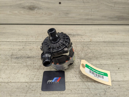 19-24 OEM BMW G05 G07 G20 G22 G26 G30 Engine B58 Auxiliary Coolant Water Pump